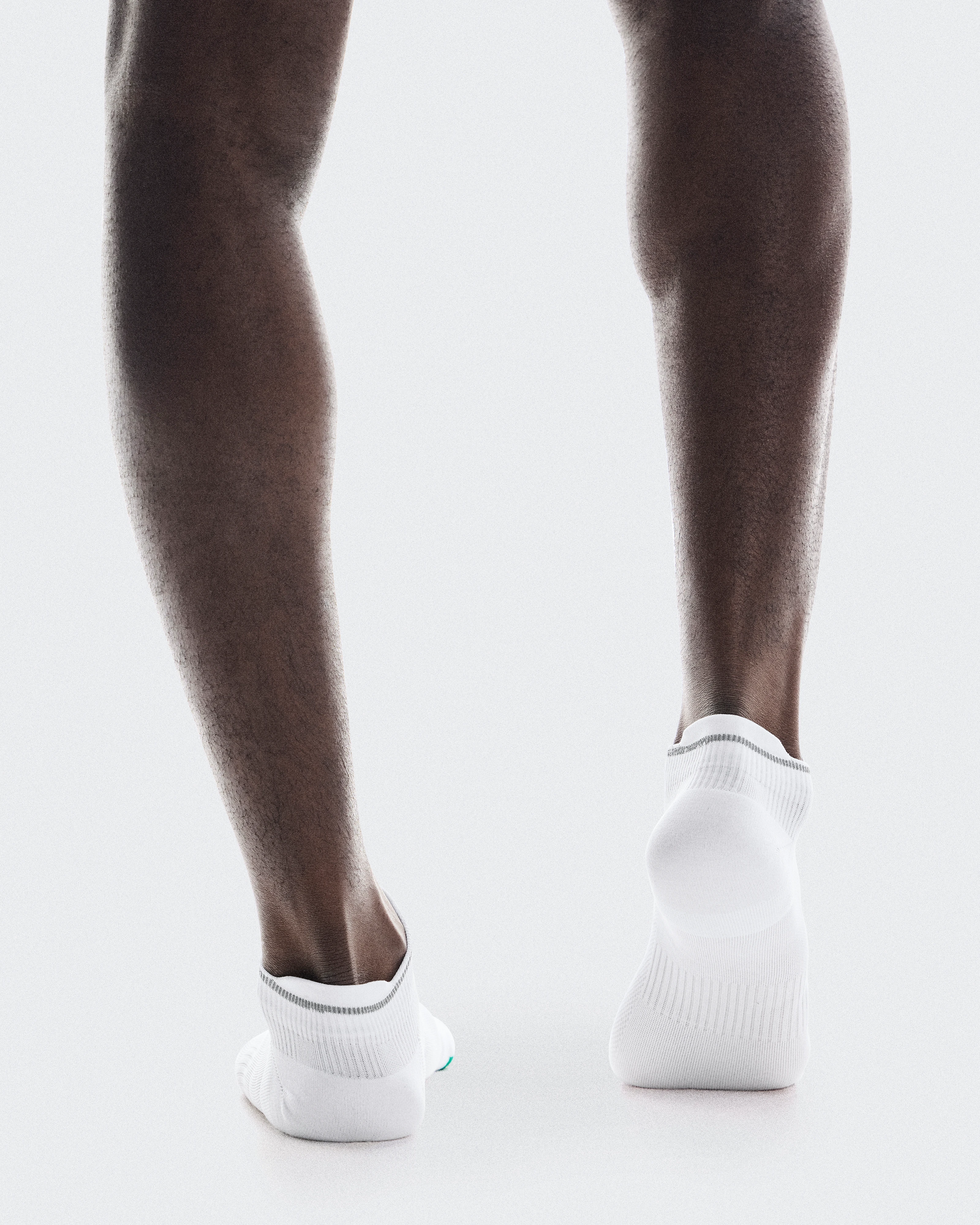 On Elite Run Sock Low White & Ivory Unisex Socks