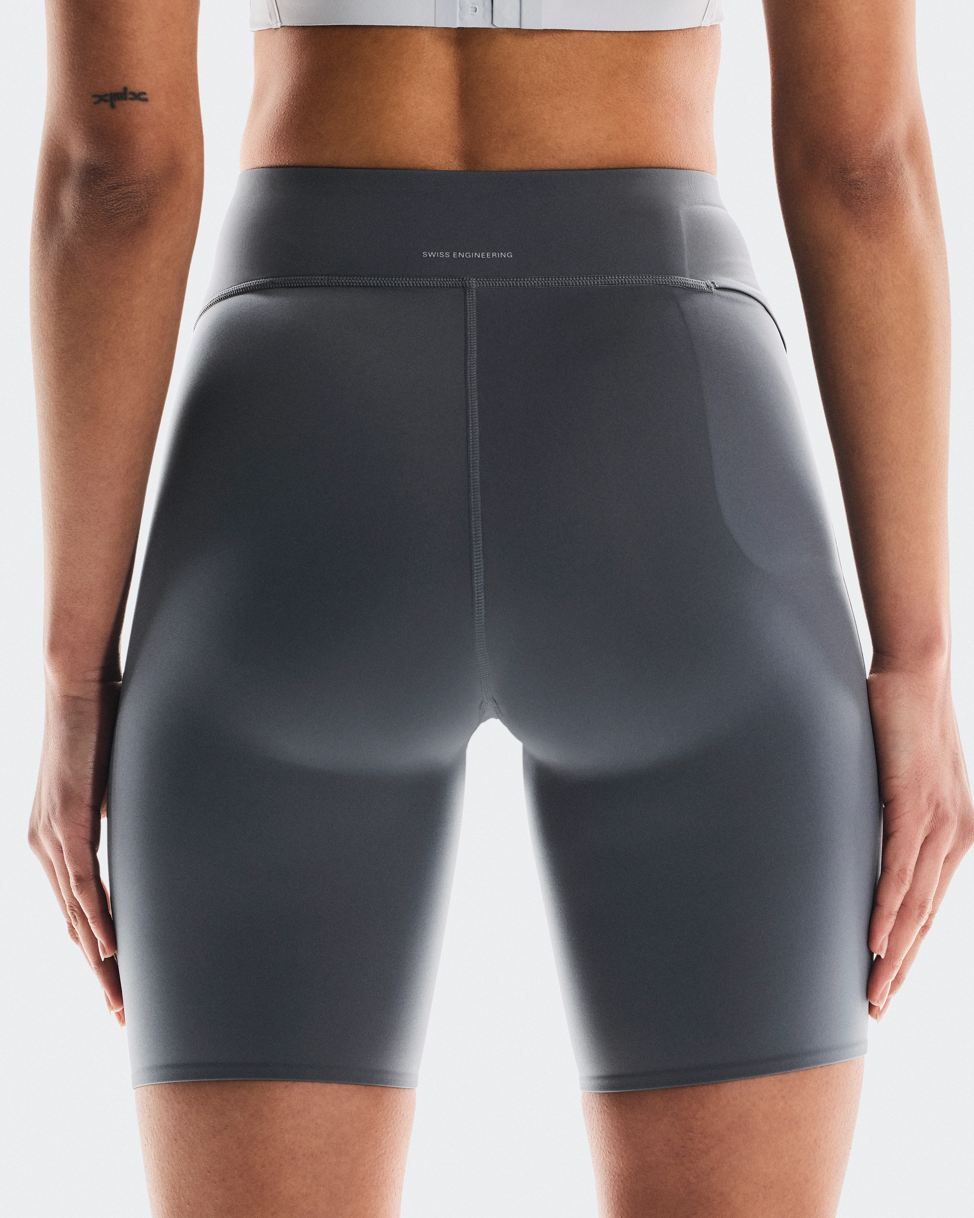 On Train Tights 1/2 Rock Women Tights