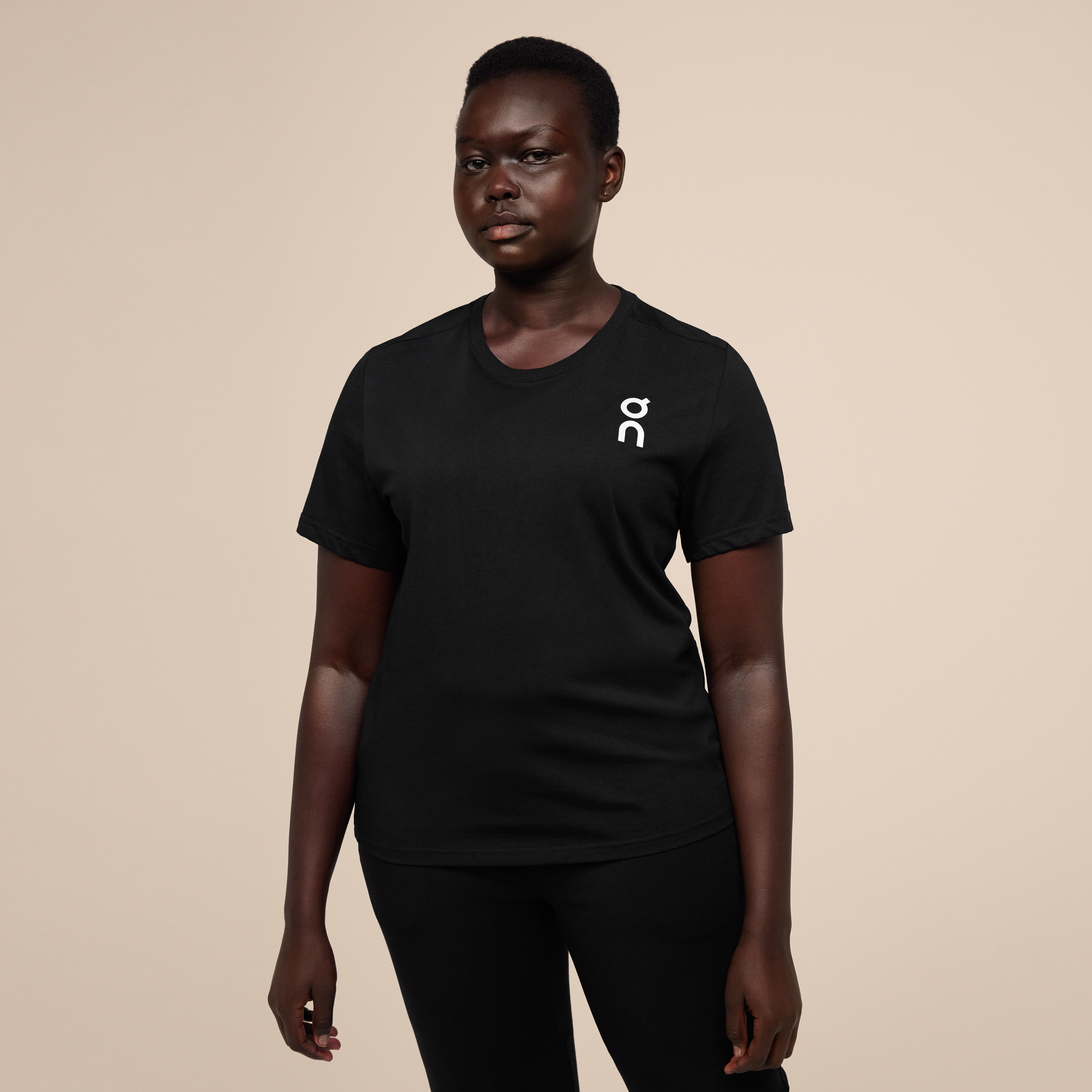 On Graphic-T Black Women – 24/7 comfort, recovery, all-day wear Tops and t-shirts