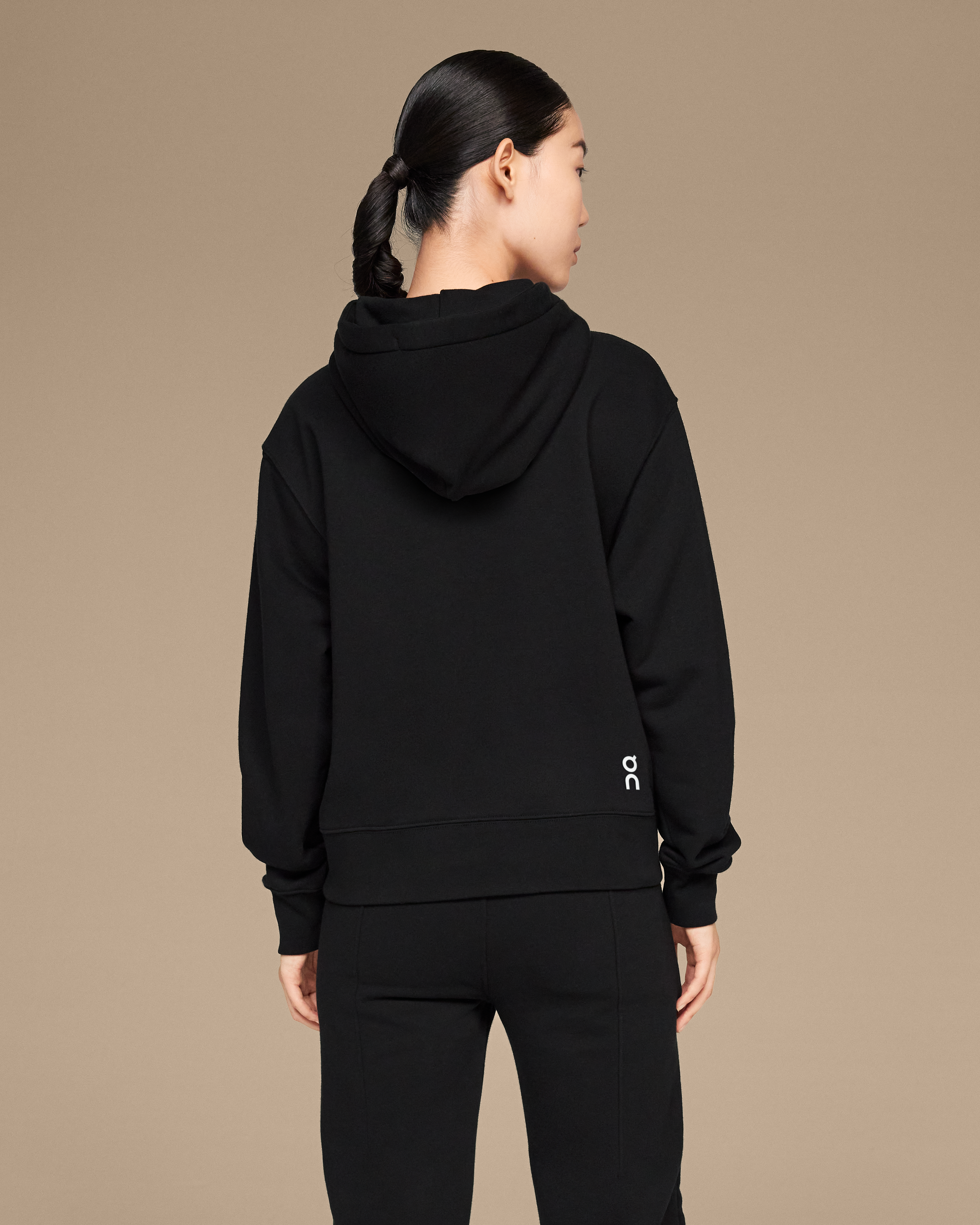On Club Hoodie Black Women Hoodies and sweatshirts