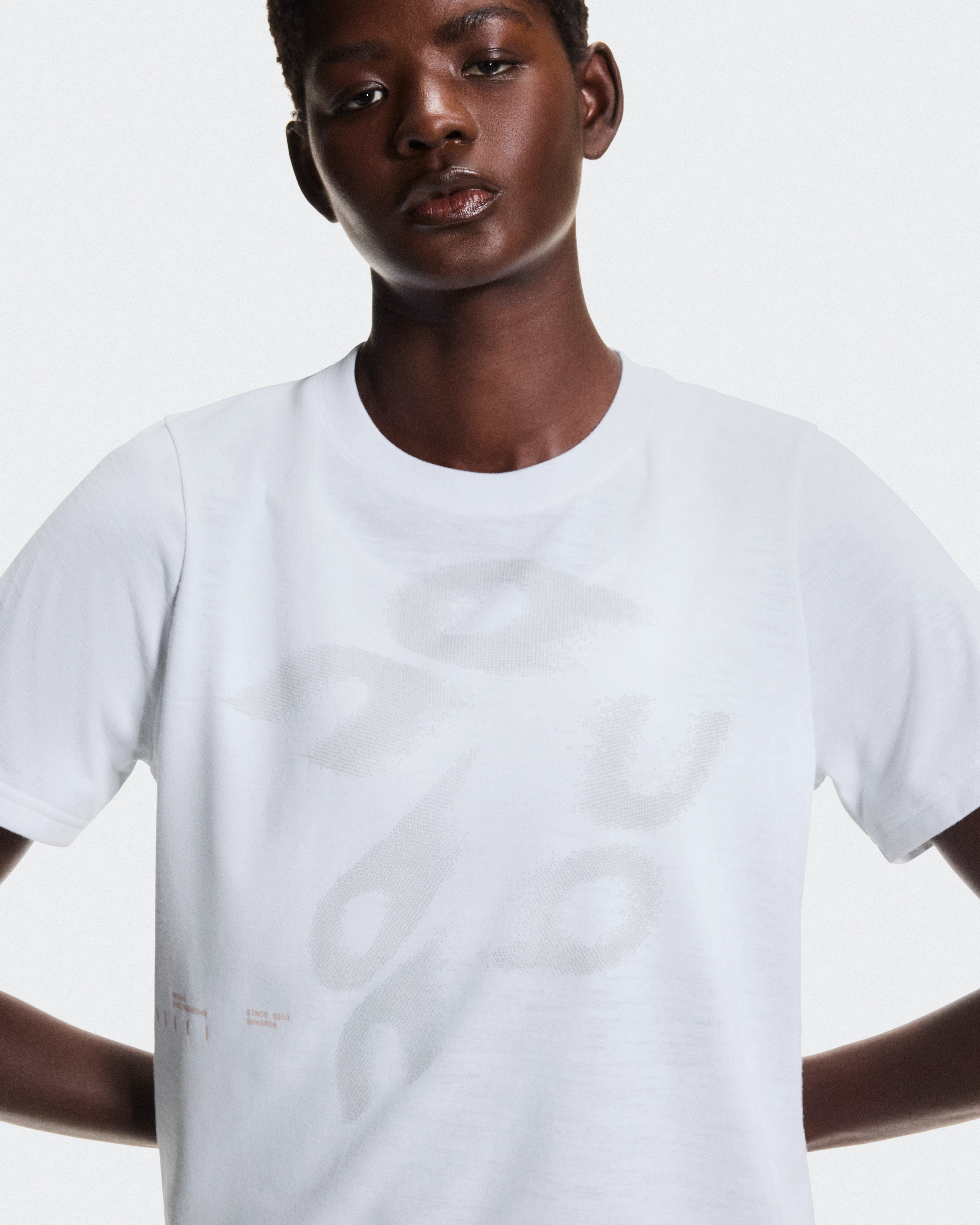 On On Run-T White Women Tops and t-shirts