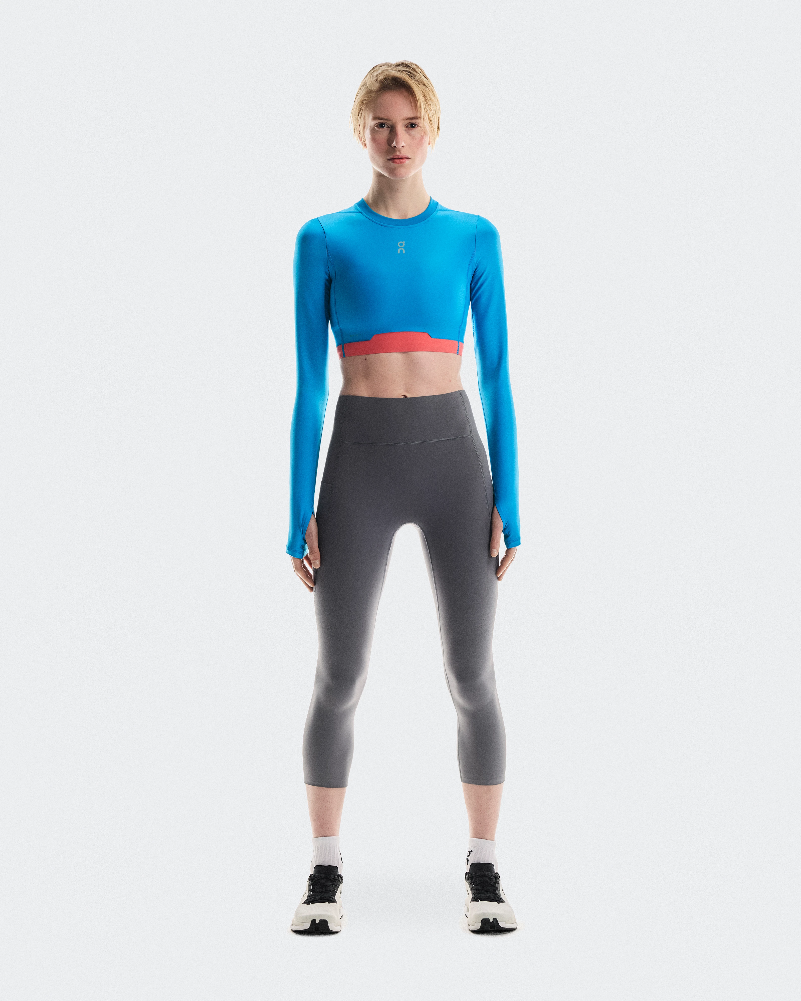 On Train Long Sleeve Crop Malibu Women Tops and t-shirts