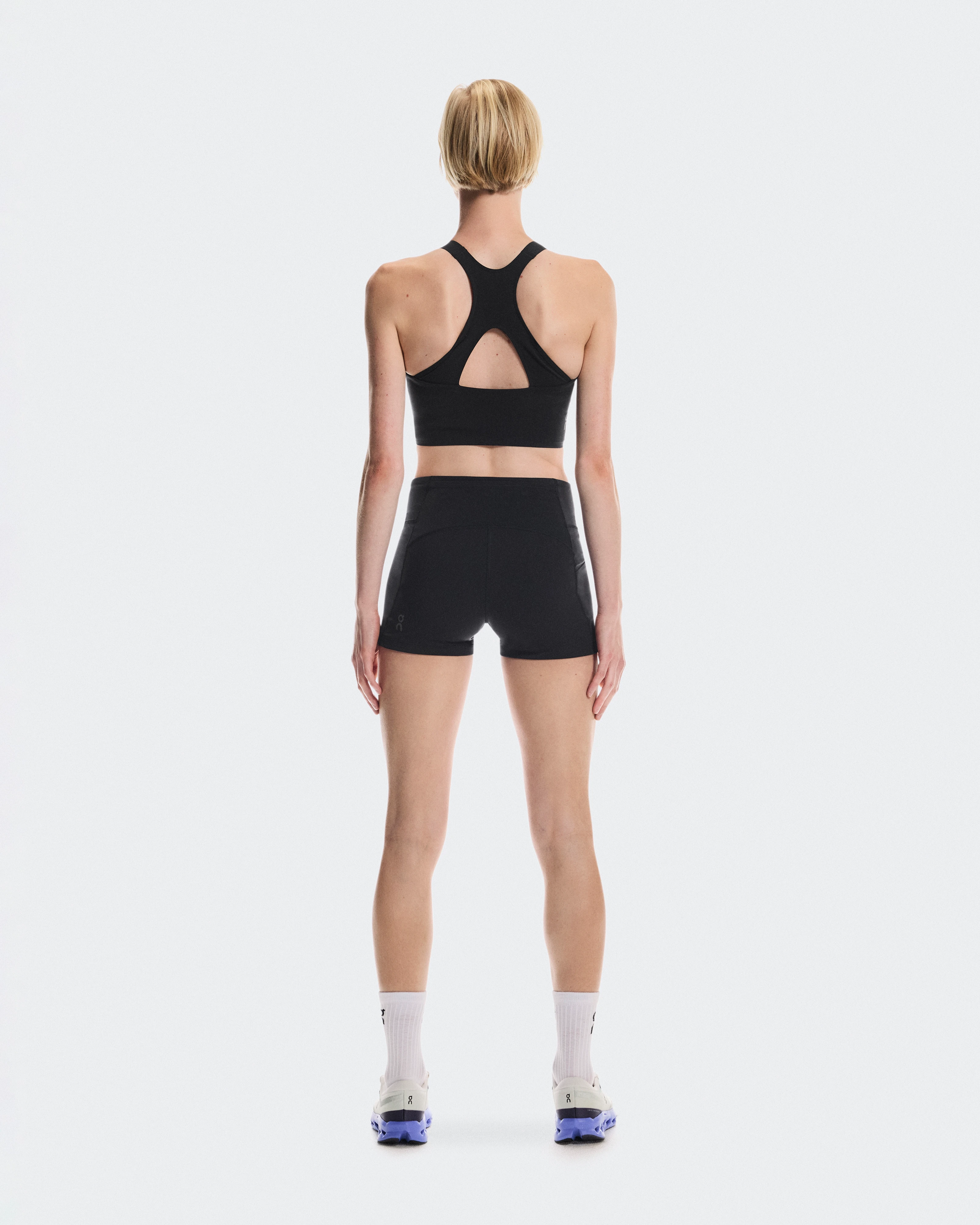 On Performance Crop Black Women Tops and t-shirts