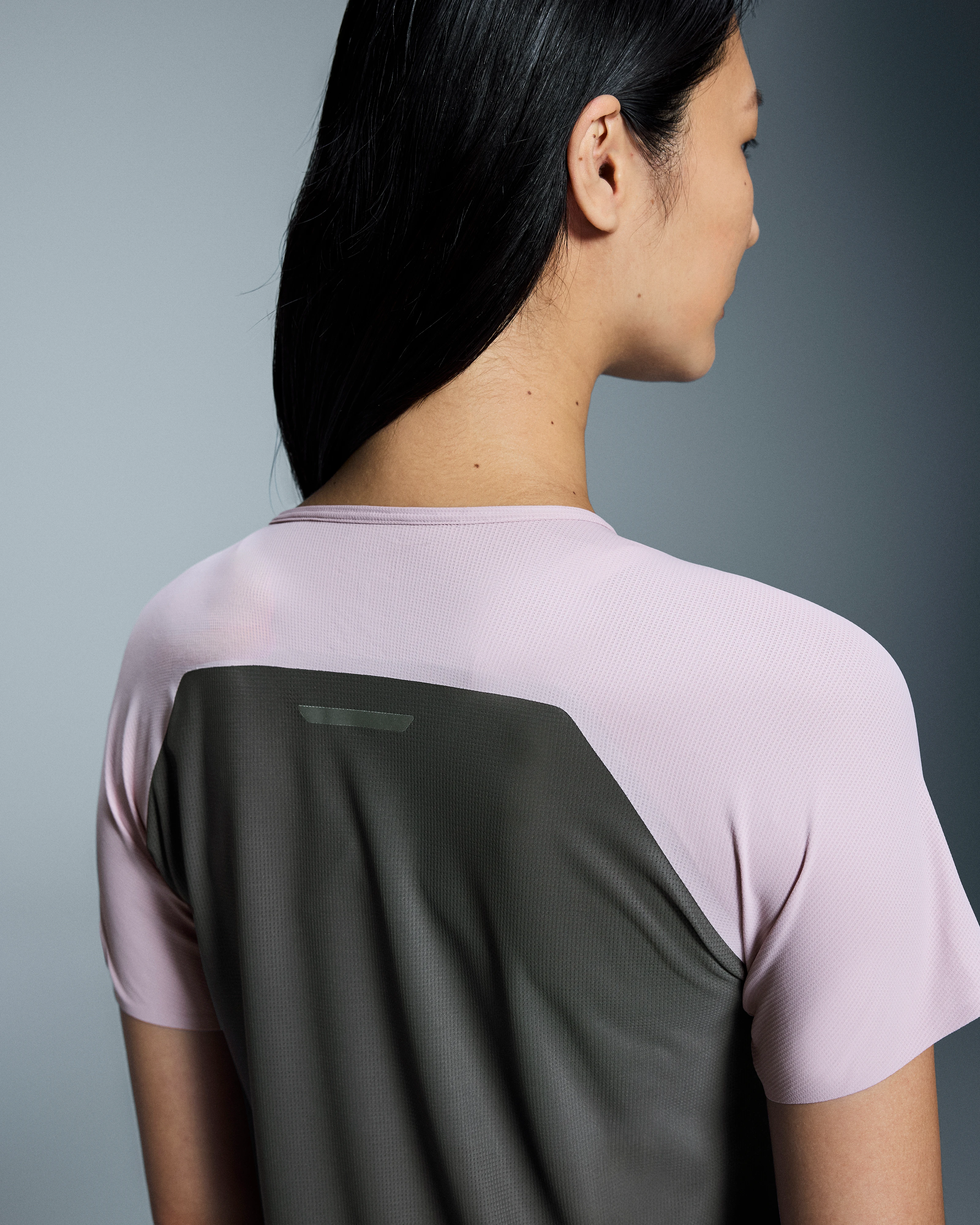 On Performance-T Mauve & Eclipse Women Tops and t-shirts
