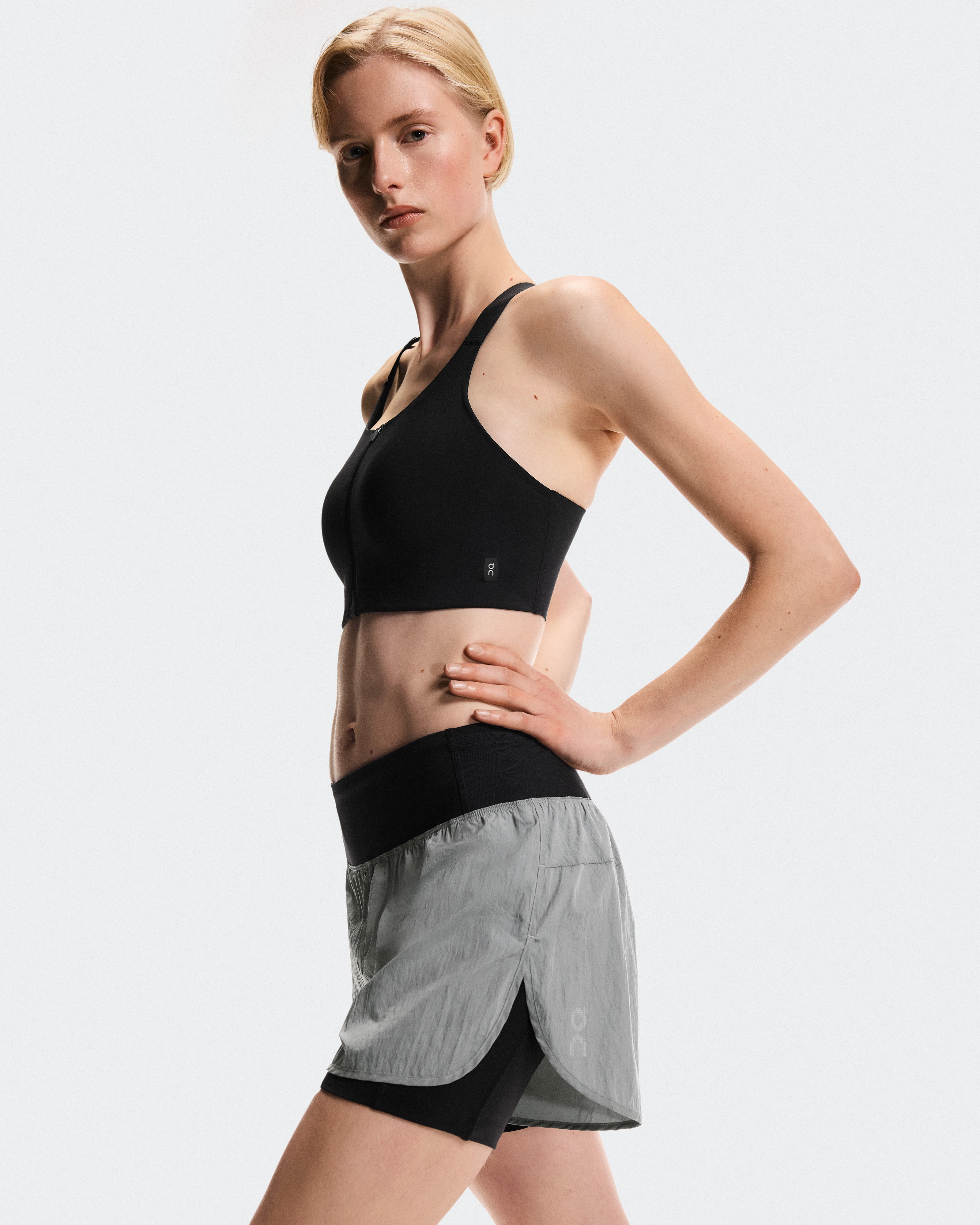 On Performance Volt Shorts Glacier Women Shorts