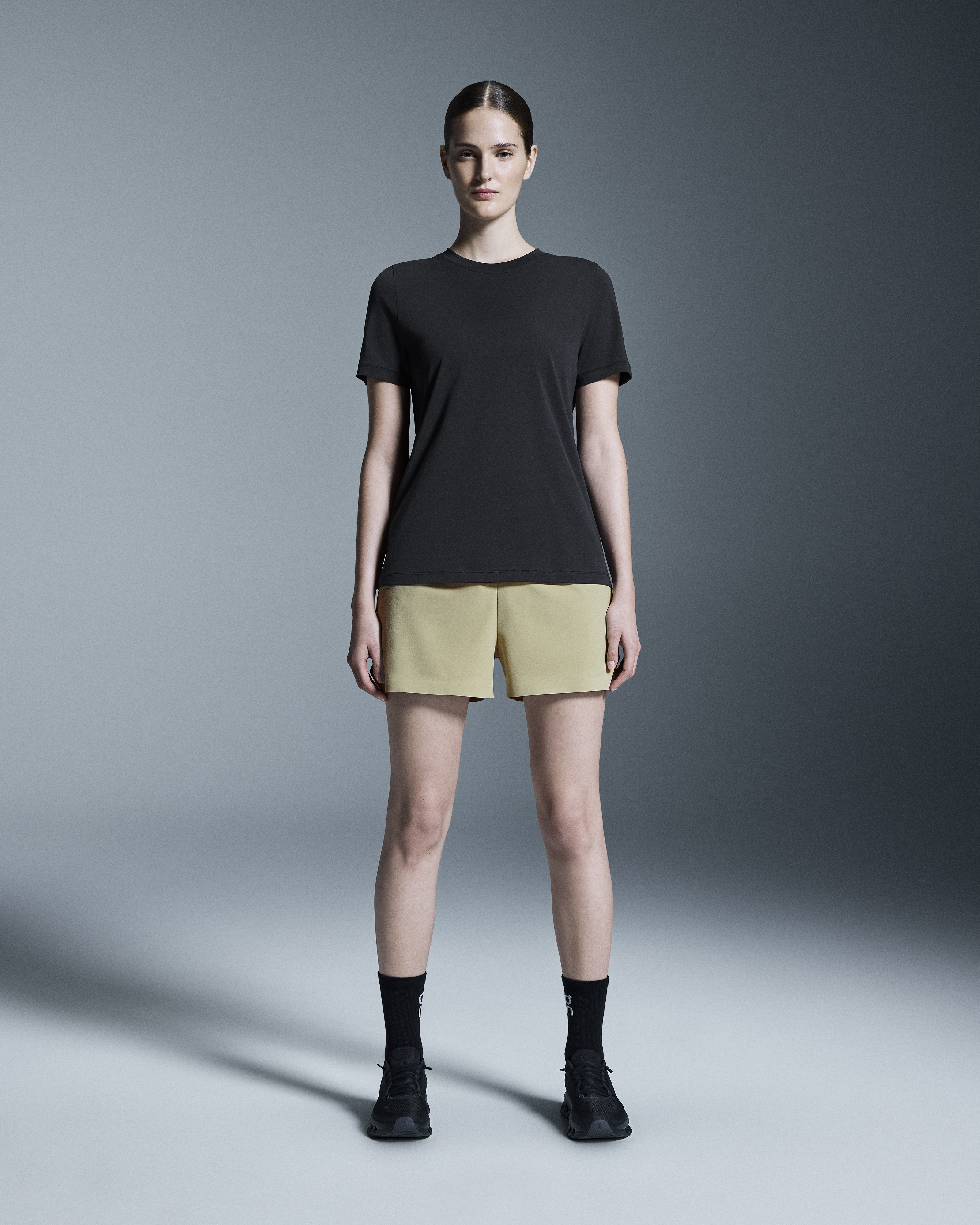 Focus-T Short-Sleeve Shirt in Black