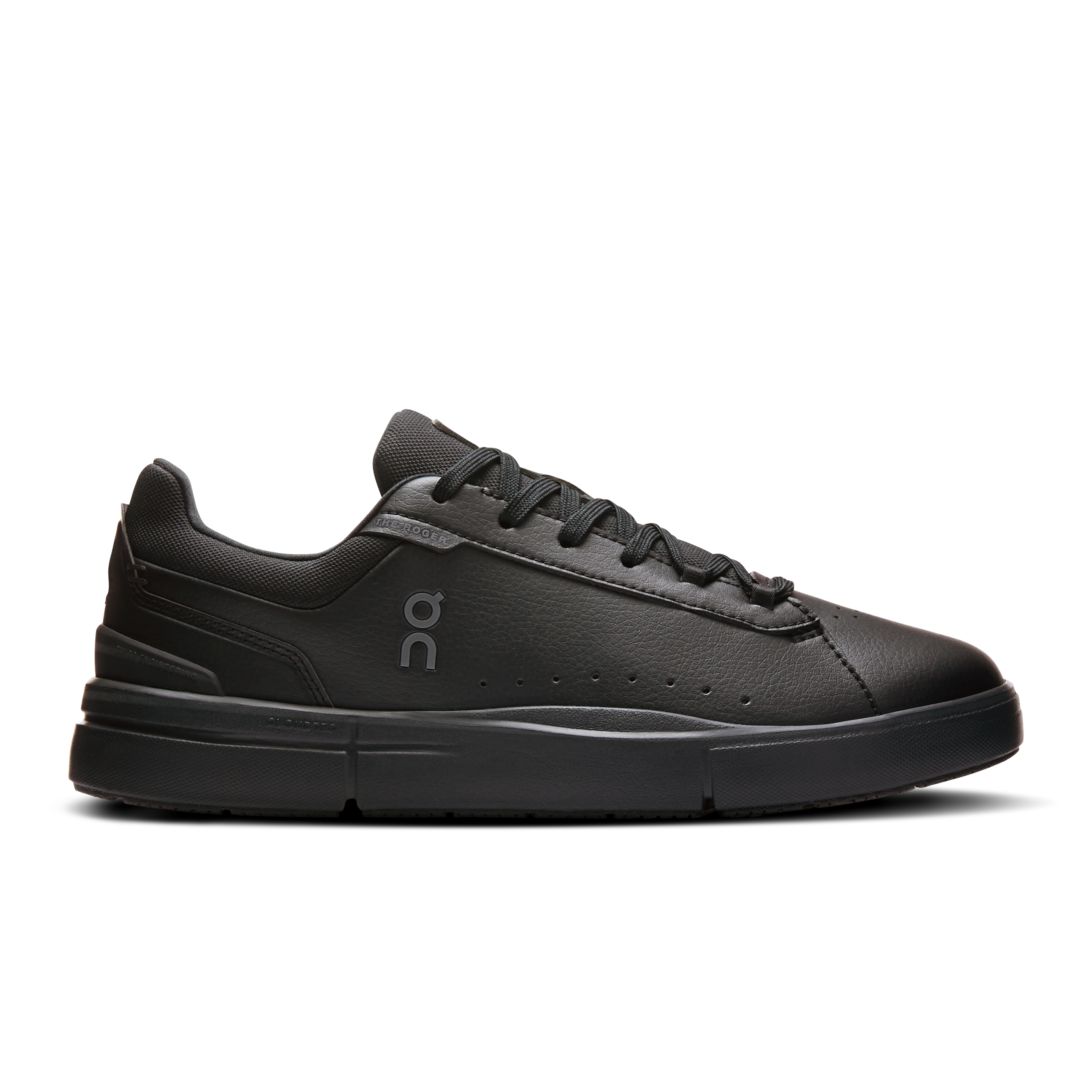 THE ROGER Advantage Tennis Shoe in Black/Black