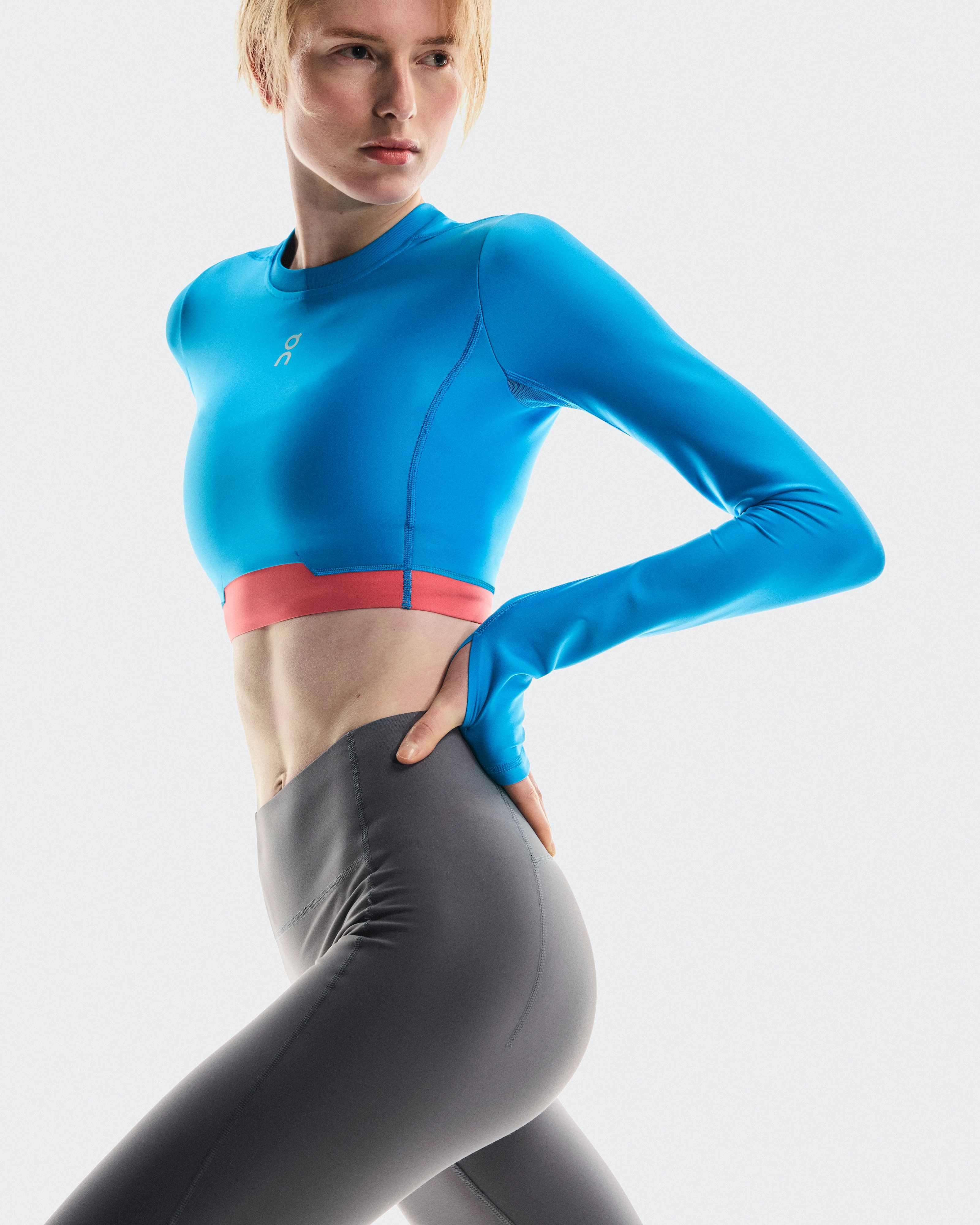 On Train Long Sleeve Crop Malibu Women Tops and t-shirts