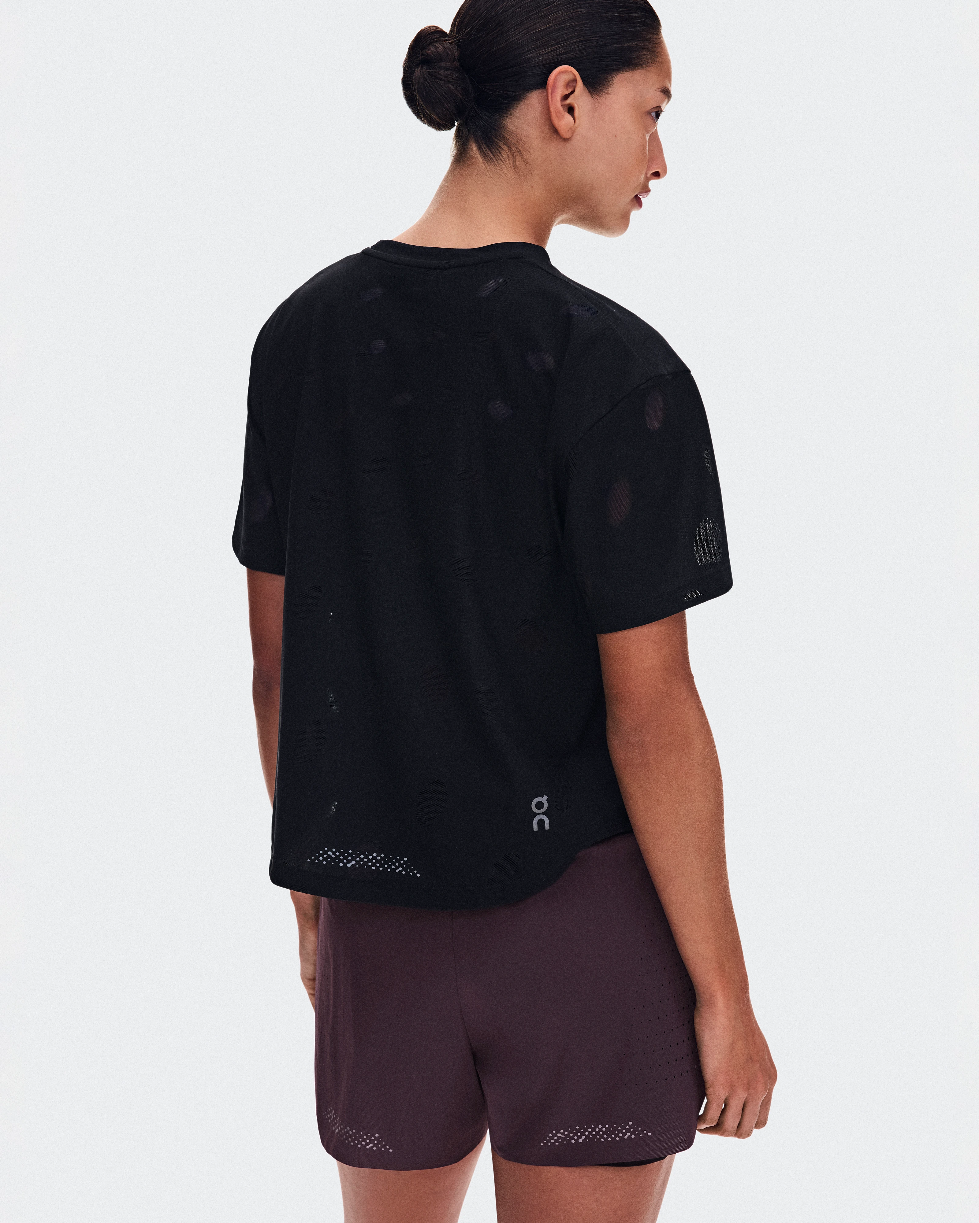 On Zero-T Breathe Black Women Tops and t-shirts