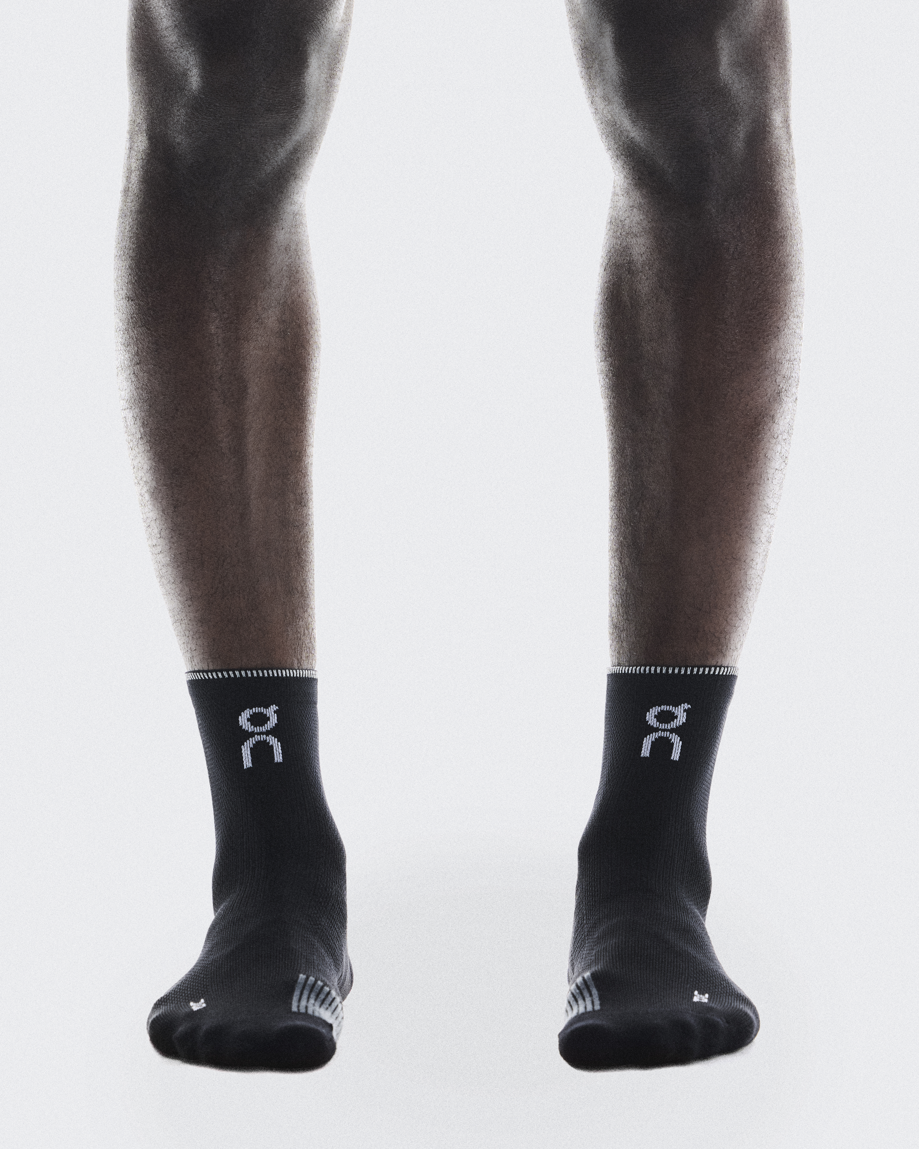 Performance Run Sock Mid in Black/Eclipse