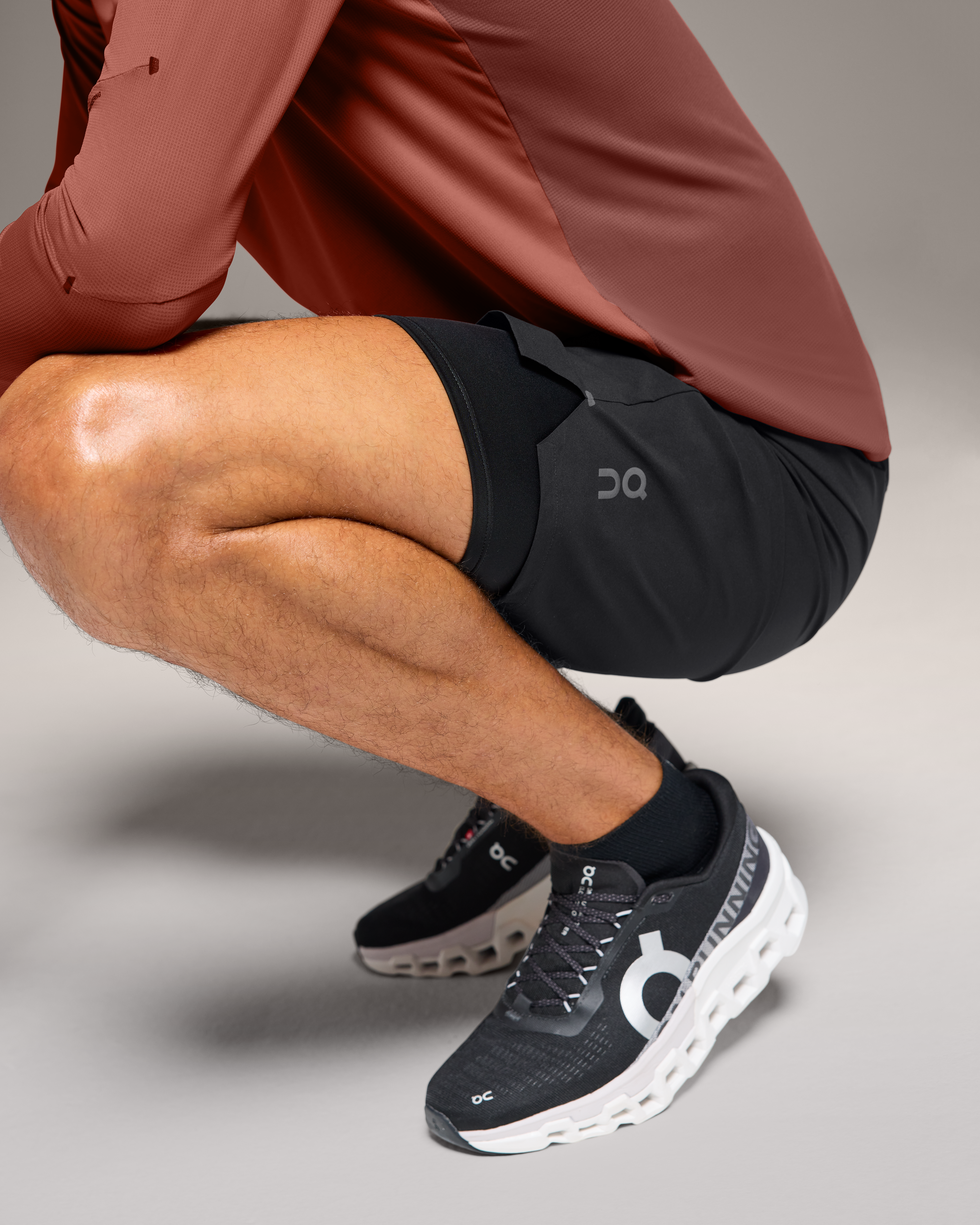 On Performance Hybrid Short Black Men Shorts