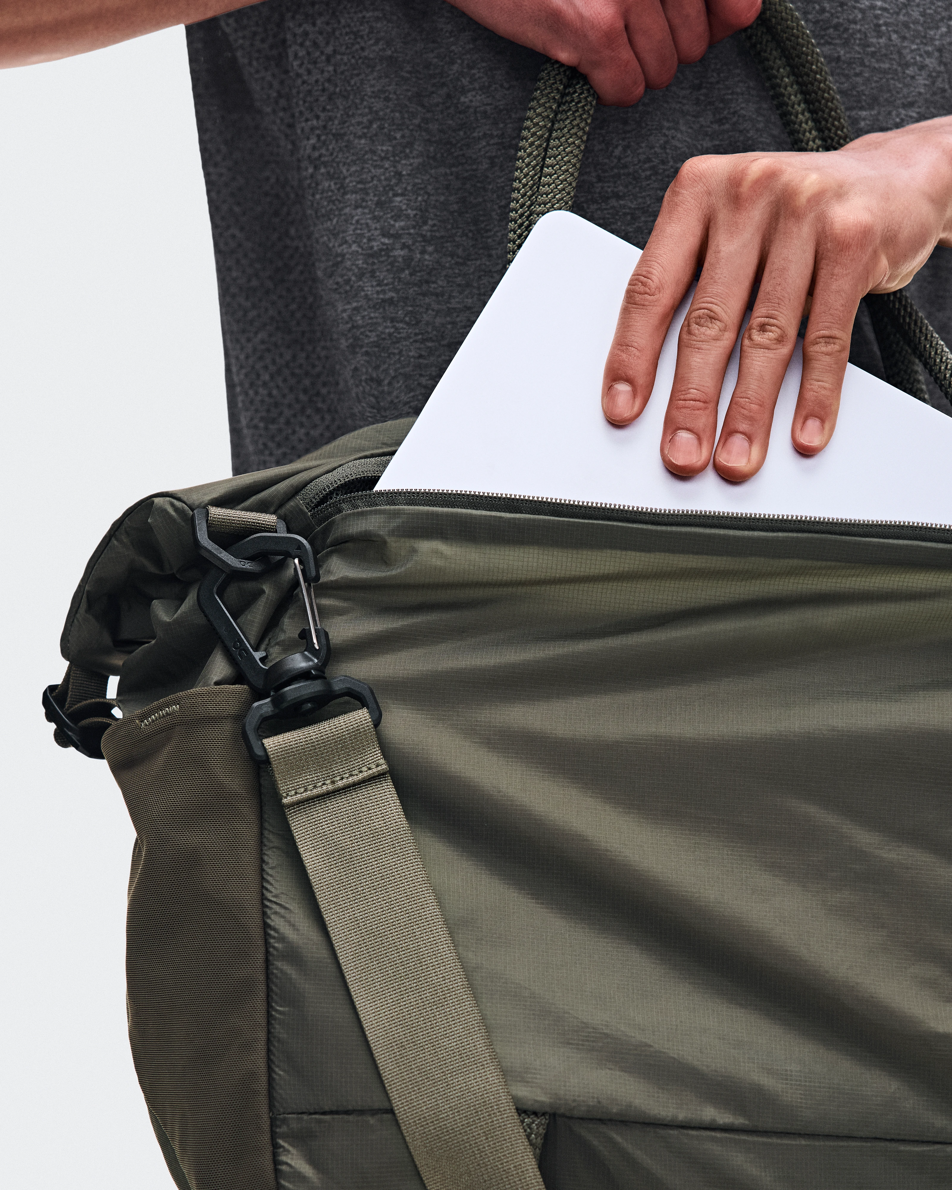 On Track Pack 35L Lite Olive Unisex Bags