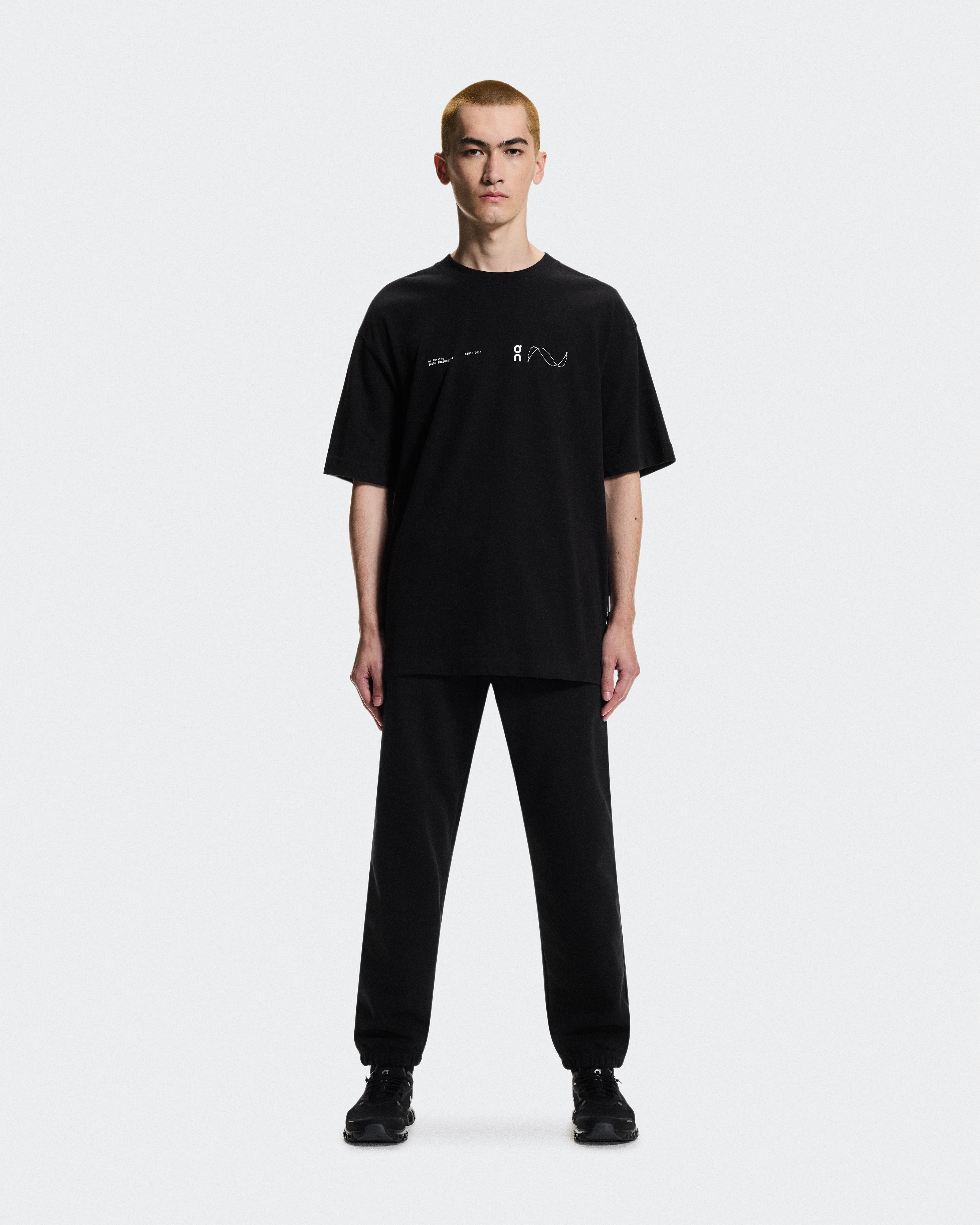 On Club-T Avant Black Men Tops and t-shirts