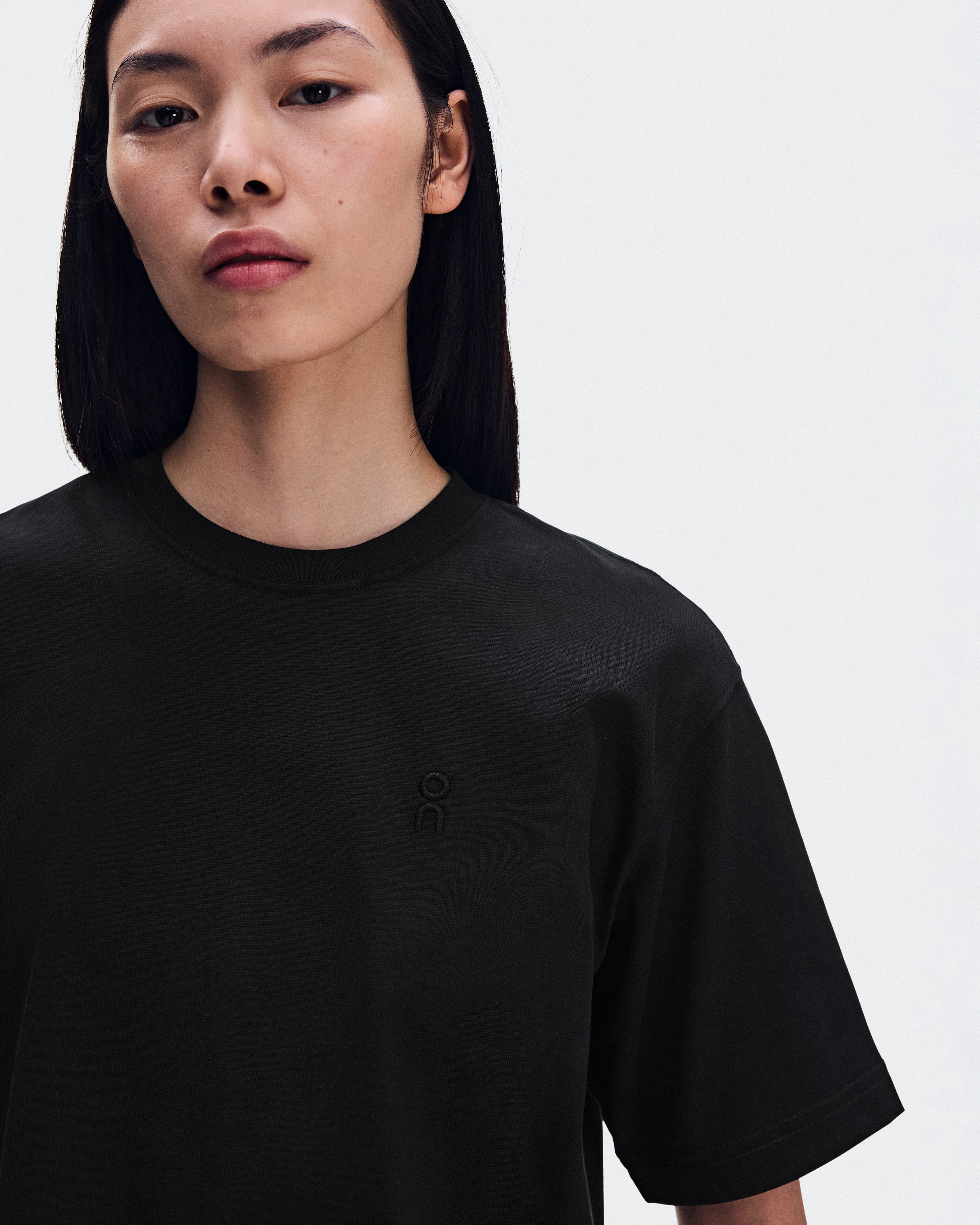 On Club Collective-T Runner Black Women Tops and t-shirts