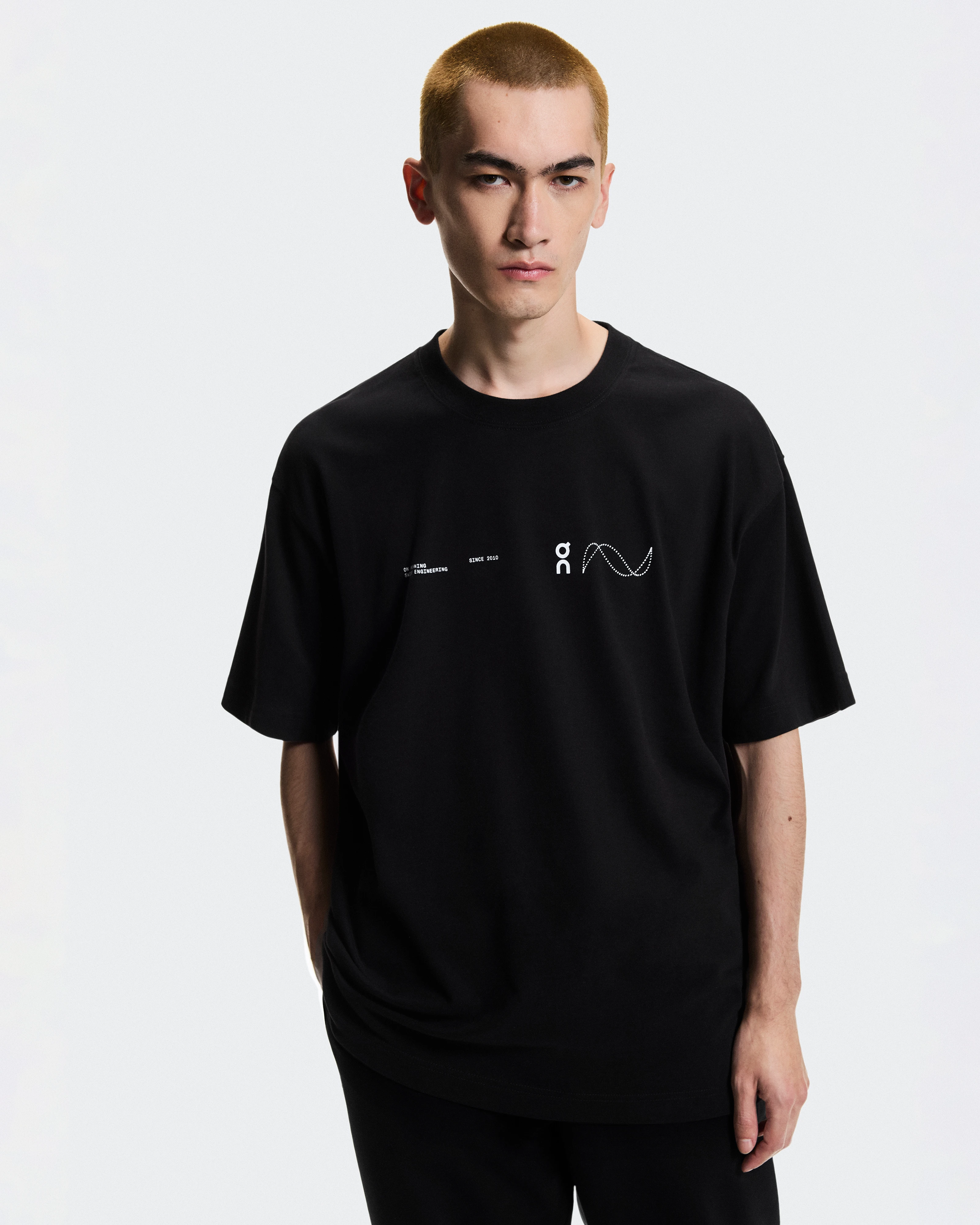 On Club-T Avant Black Men Tops and t-shirts