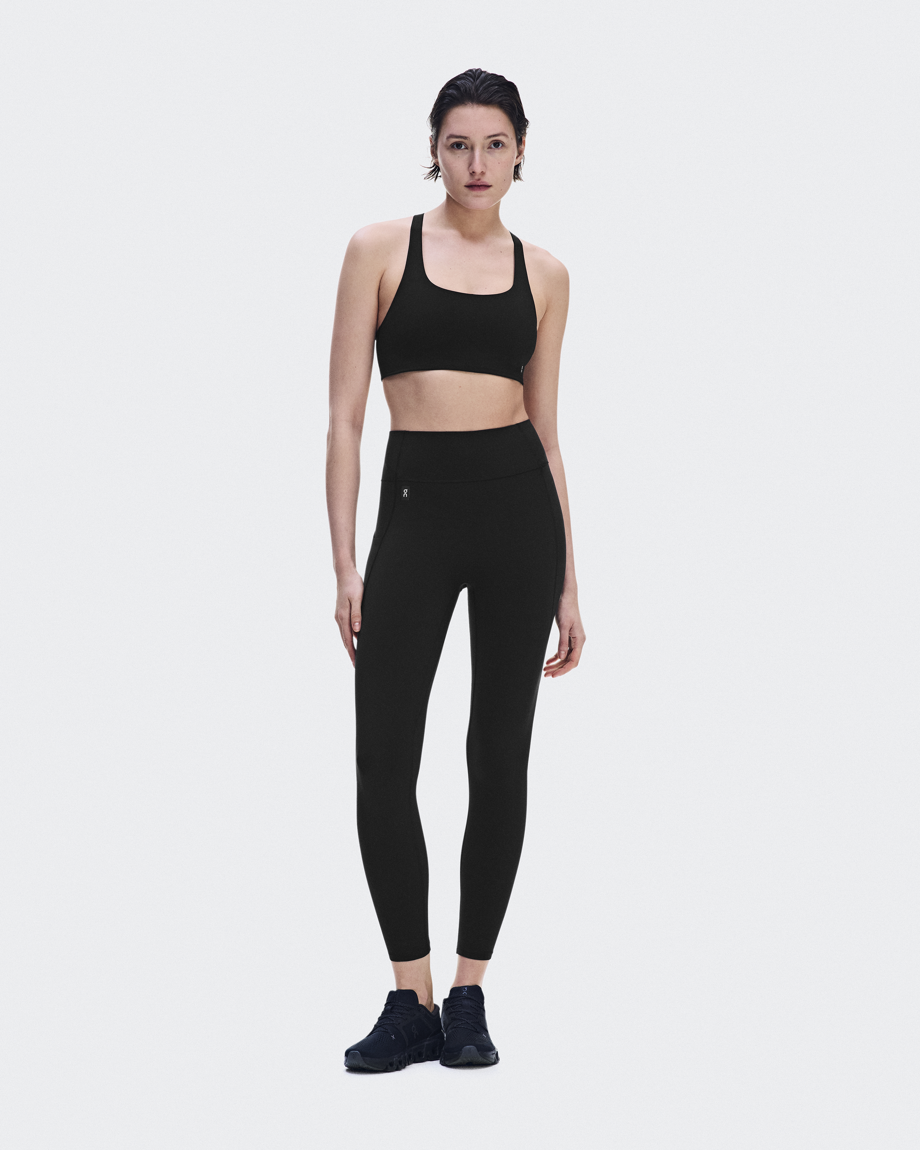 Studio Leggings 7/8 Mid-Length Tights in Black