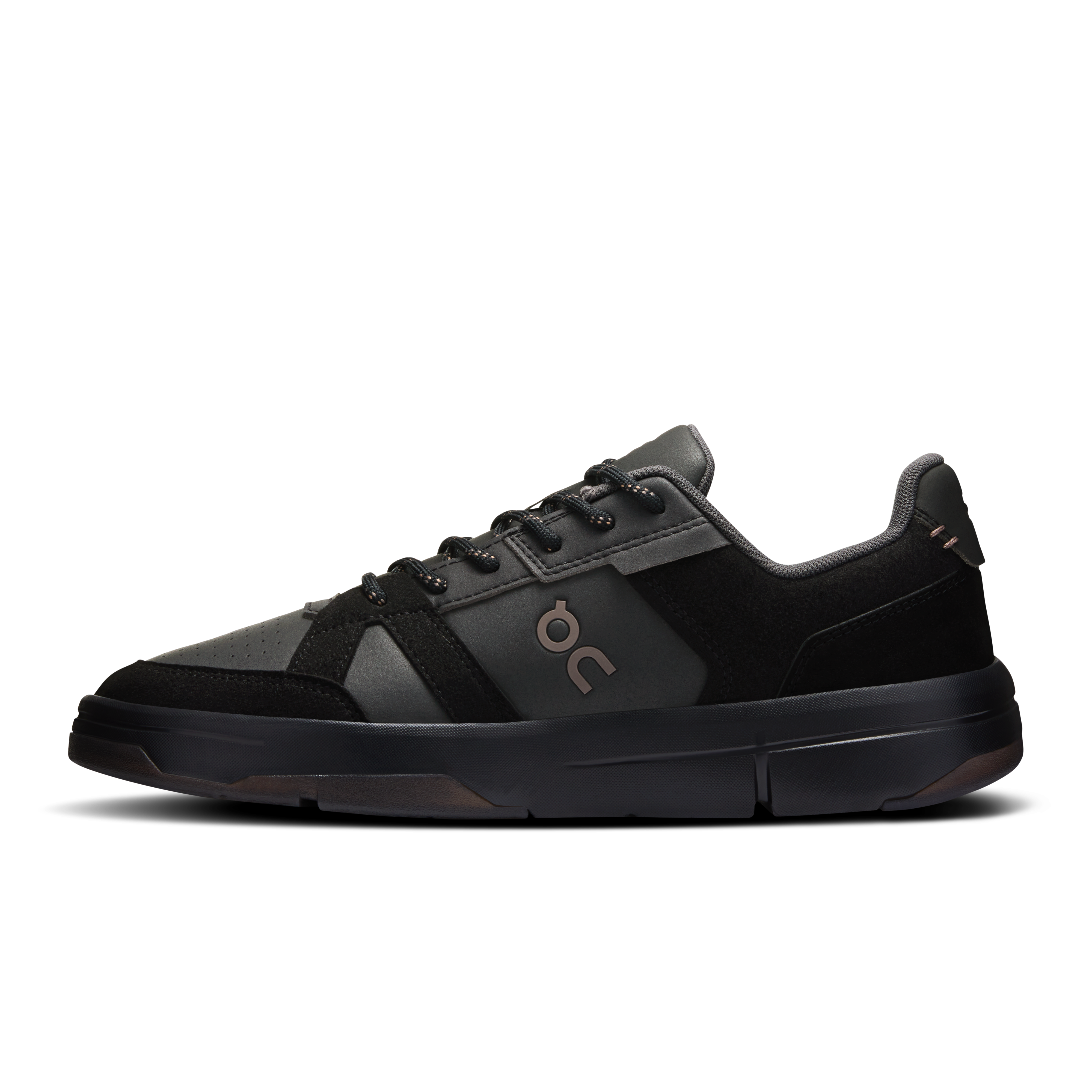 On THE ROGER Clubhouse Black & Ash Women Active life Shoes