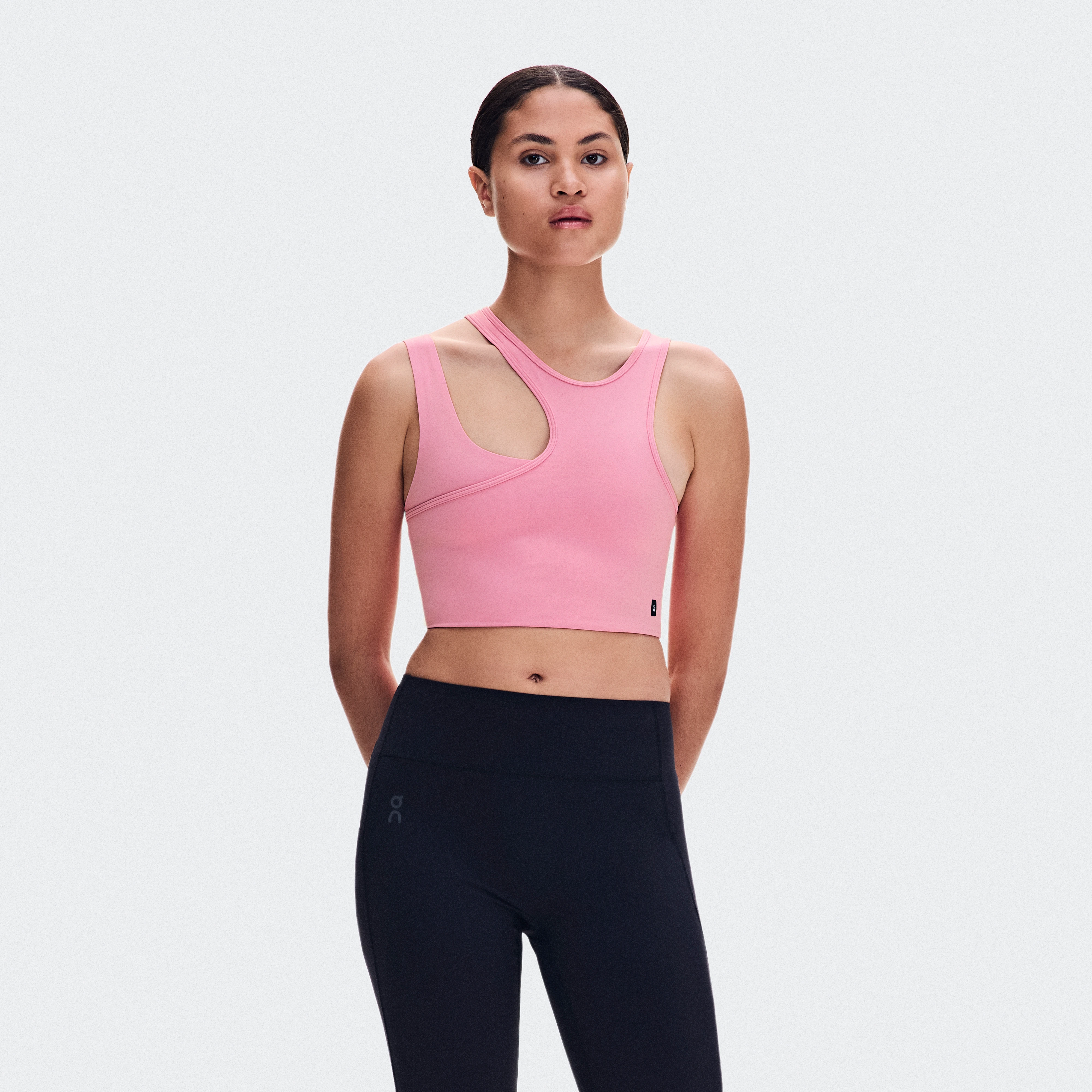 On Studio Asymmetric Crop Magnolia Women – Low-intensity training, all-day Tops and t-shirts