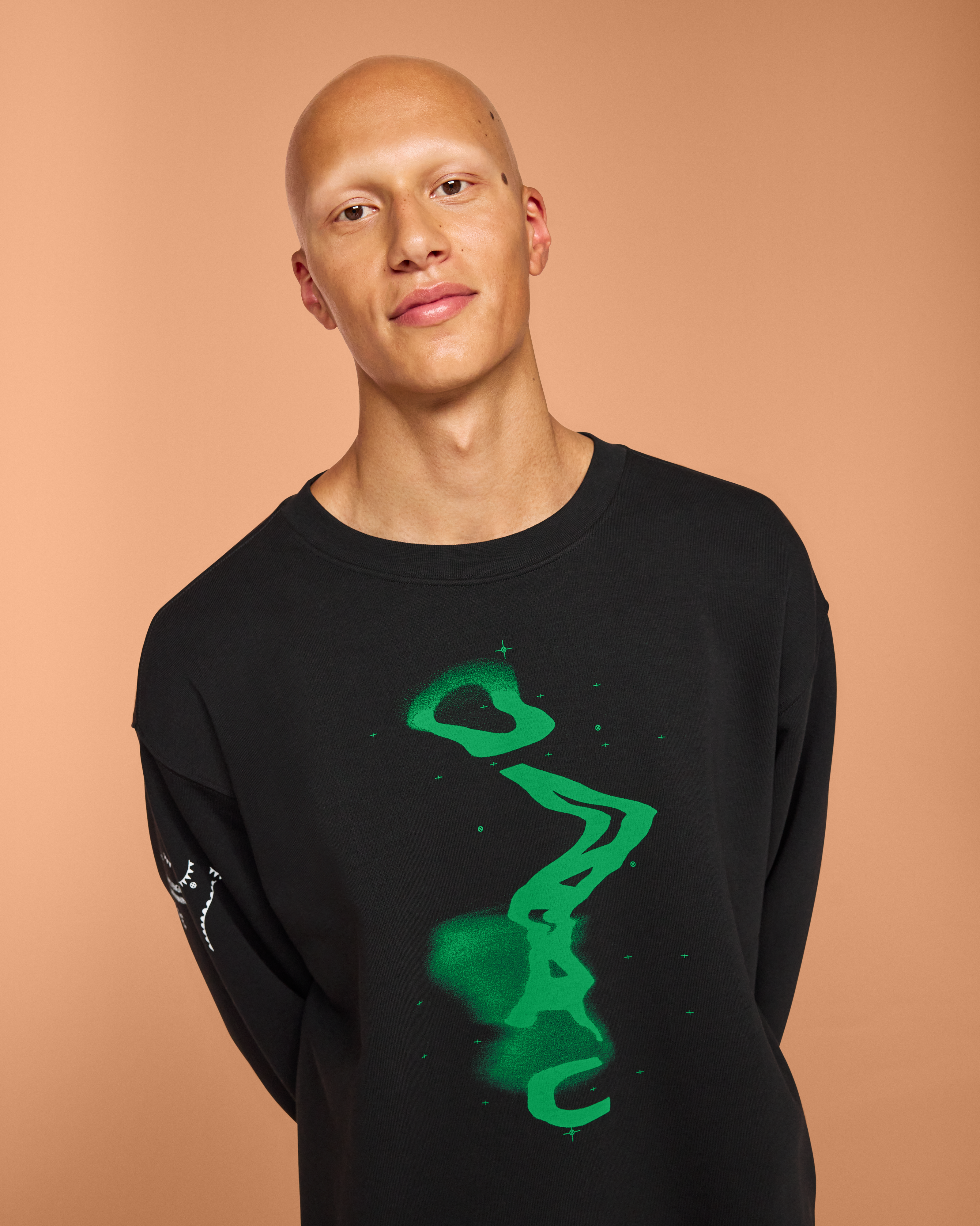 On Graphic Club Crew Black & Mint Men Hoodies and sweatshirts