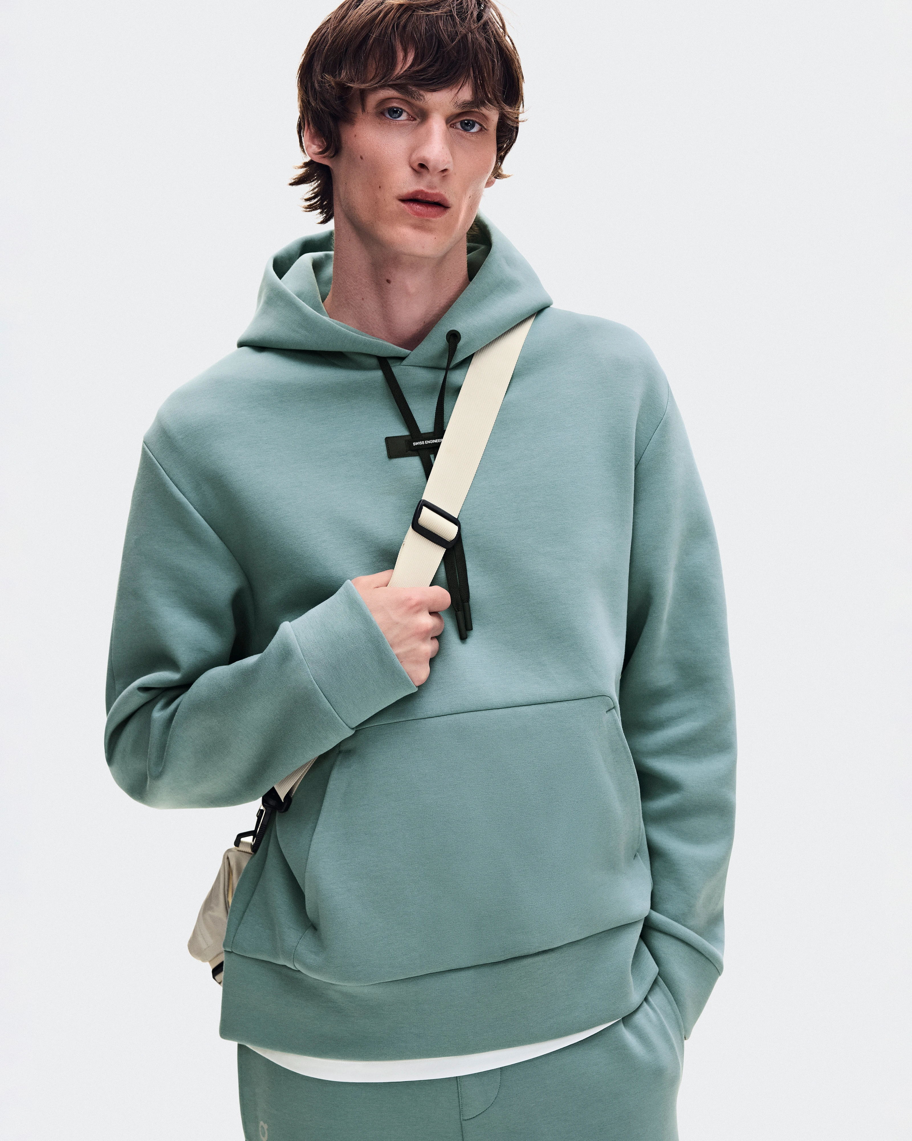 On Track Pack 35L Lite Cream Unisex Bags