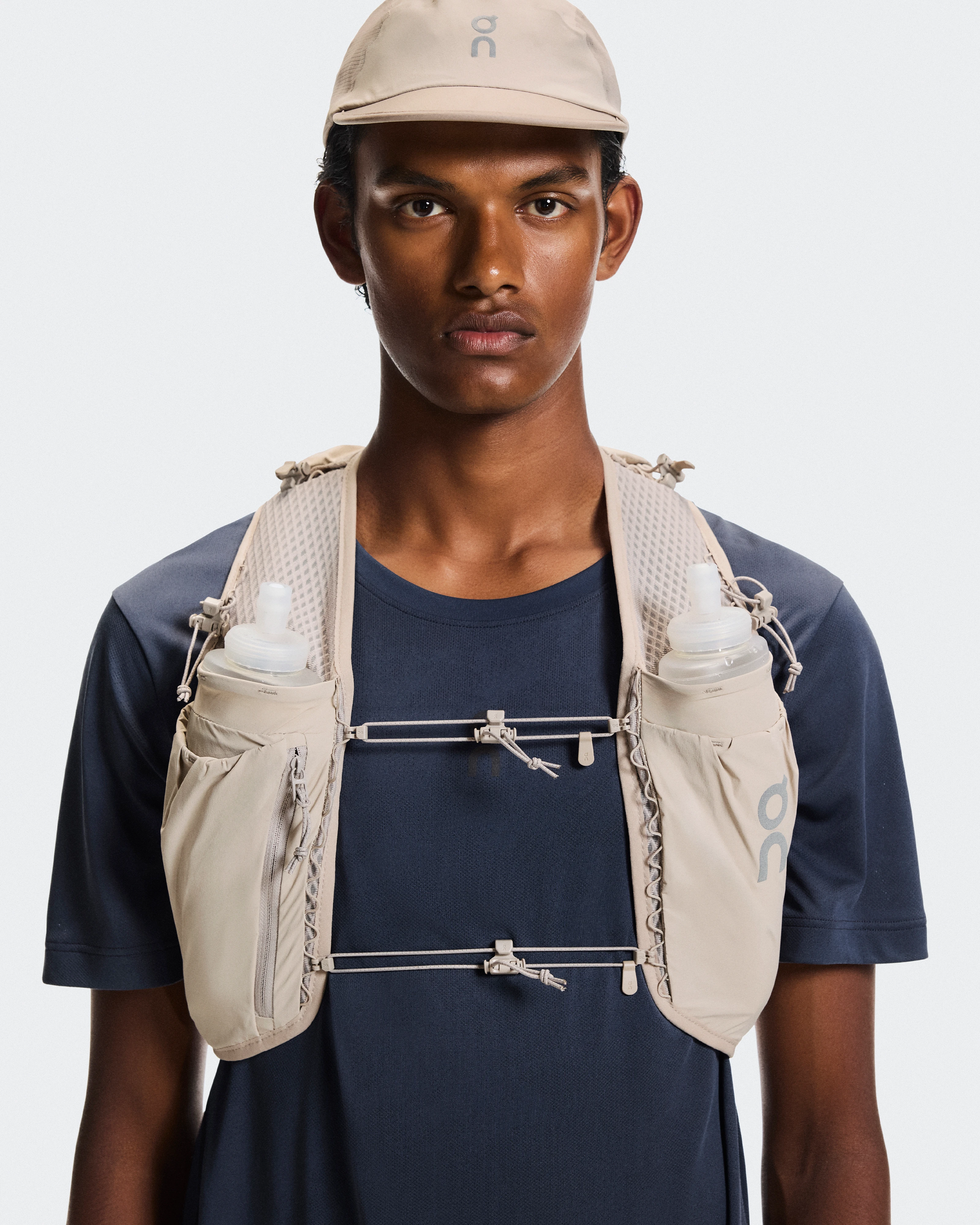 On Ultra Vest Pro Fog Unisex Vests