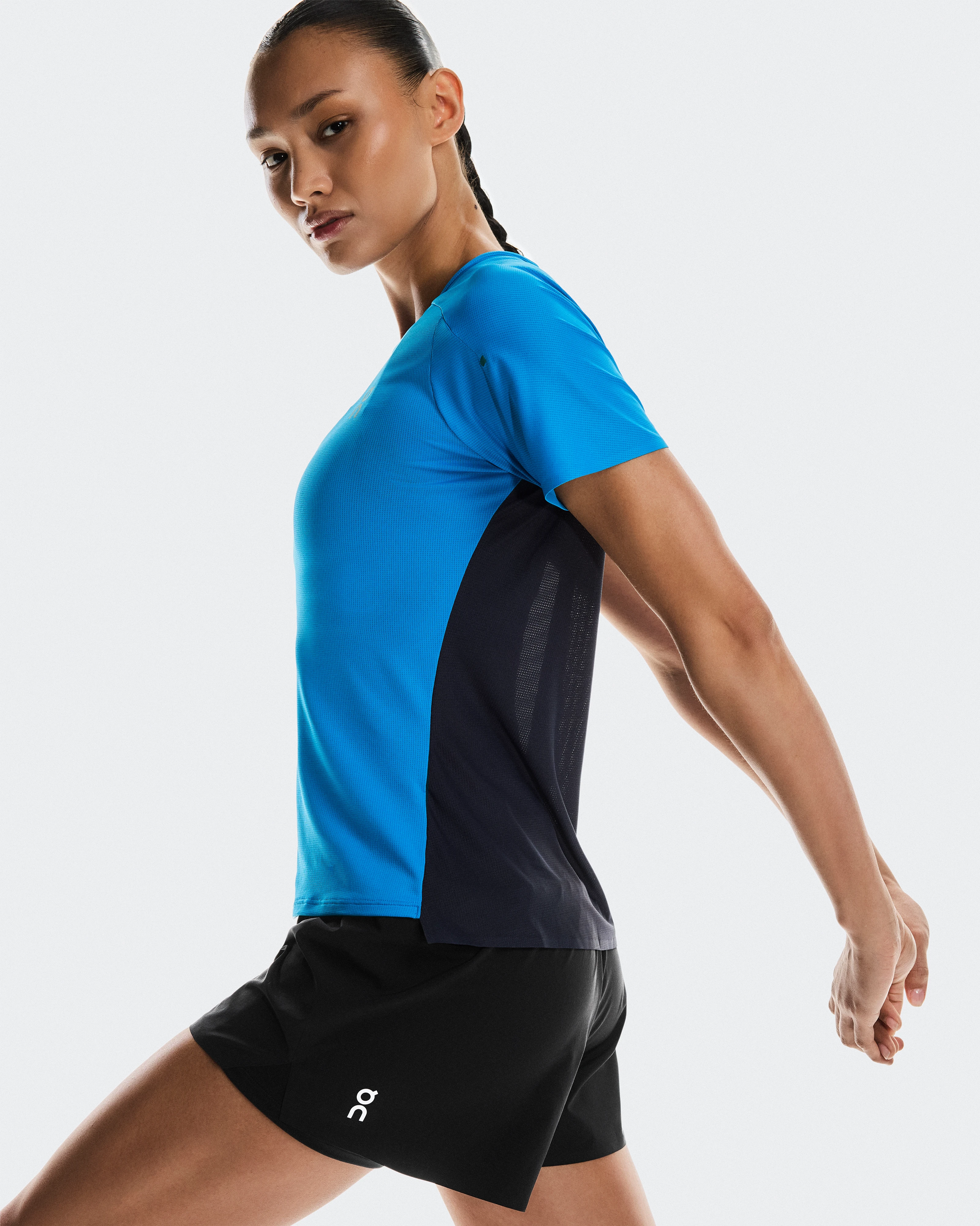 On Performance-T Malibu & Navy Women Tops and t-shirts