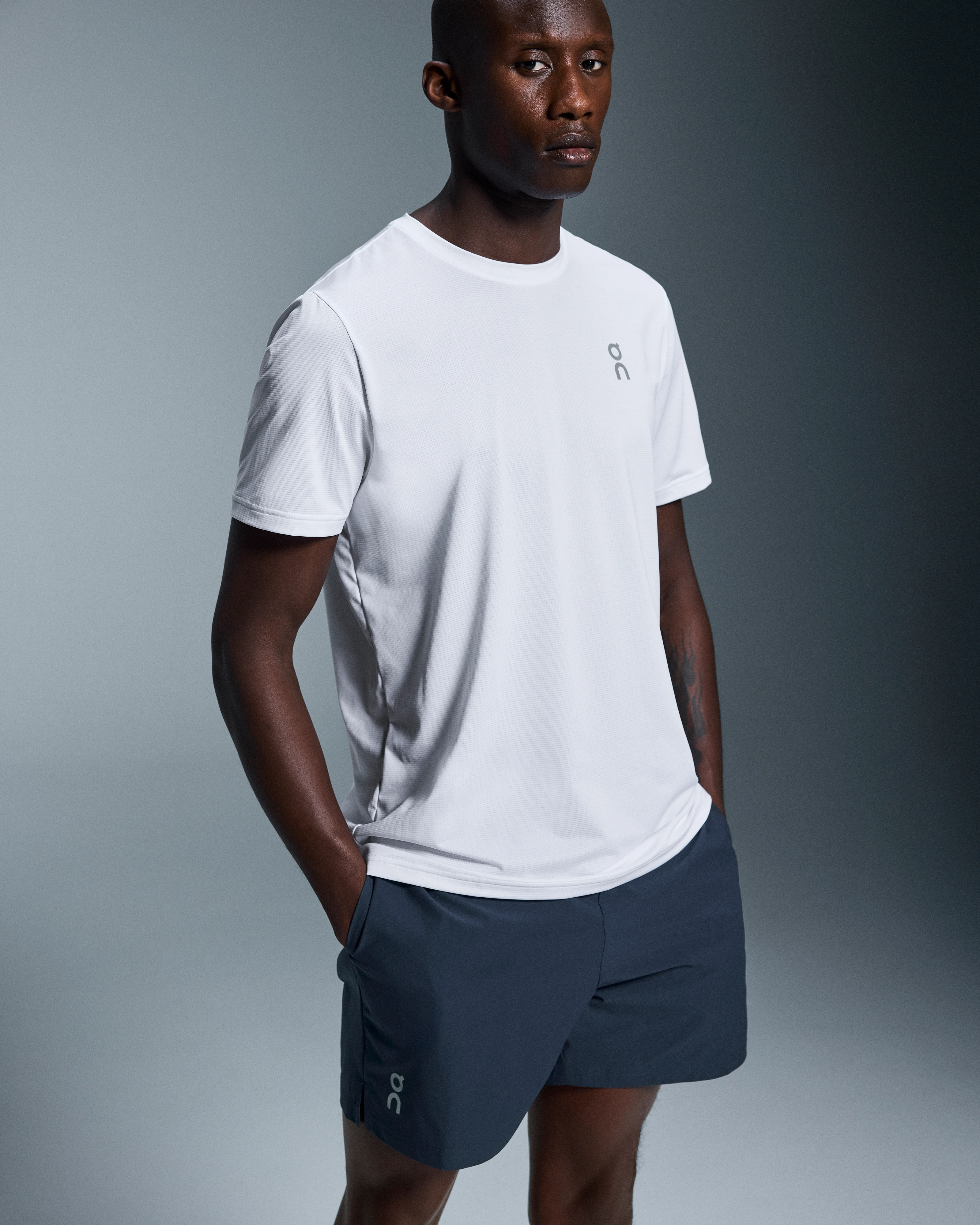 On 7" Core Shorts Midnight Men Shorts