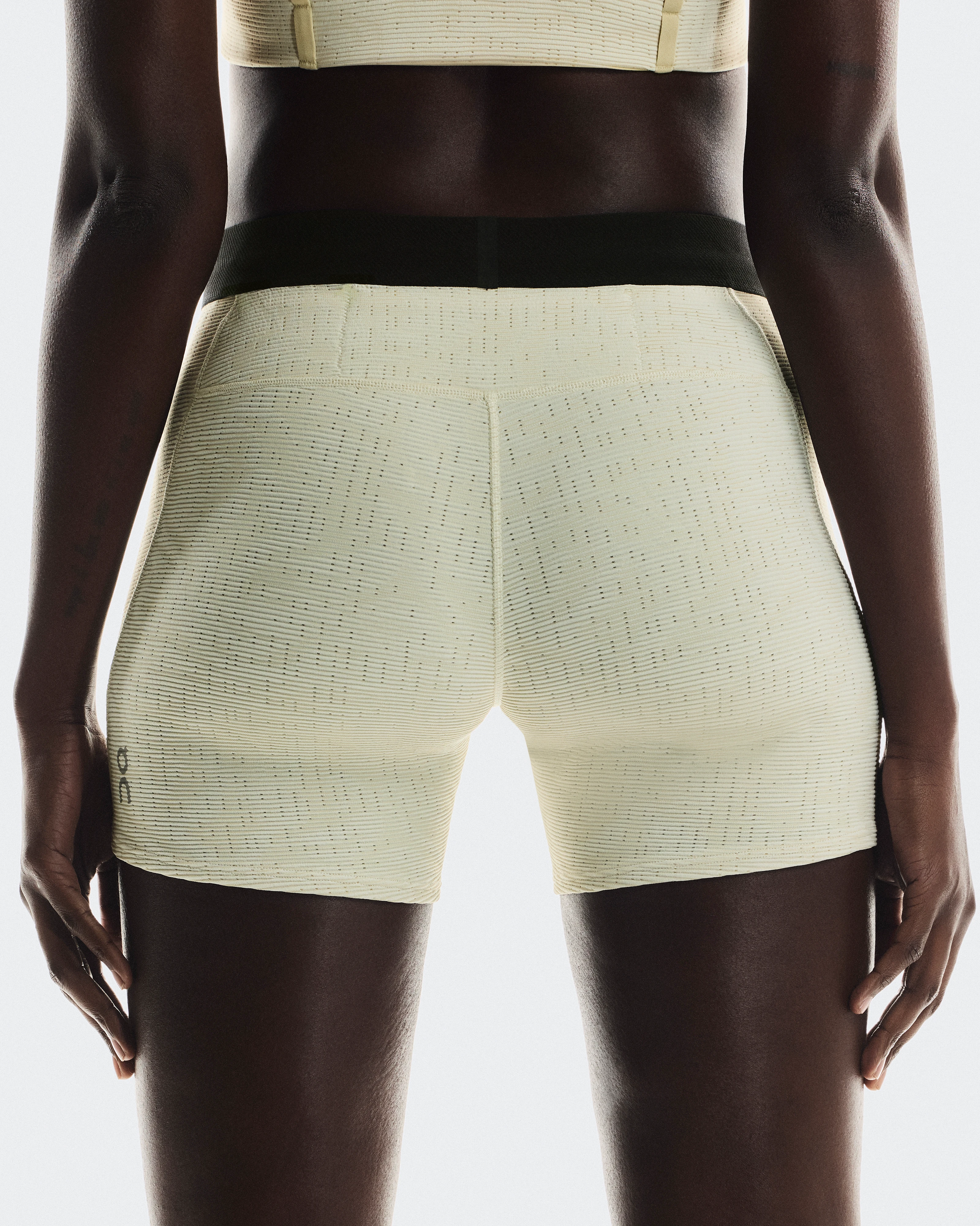 On Pace Tights Short Ice Women Tights