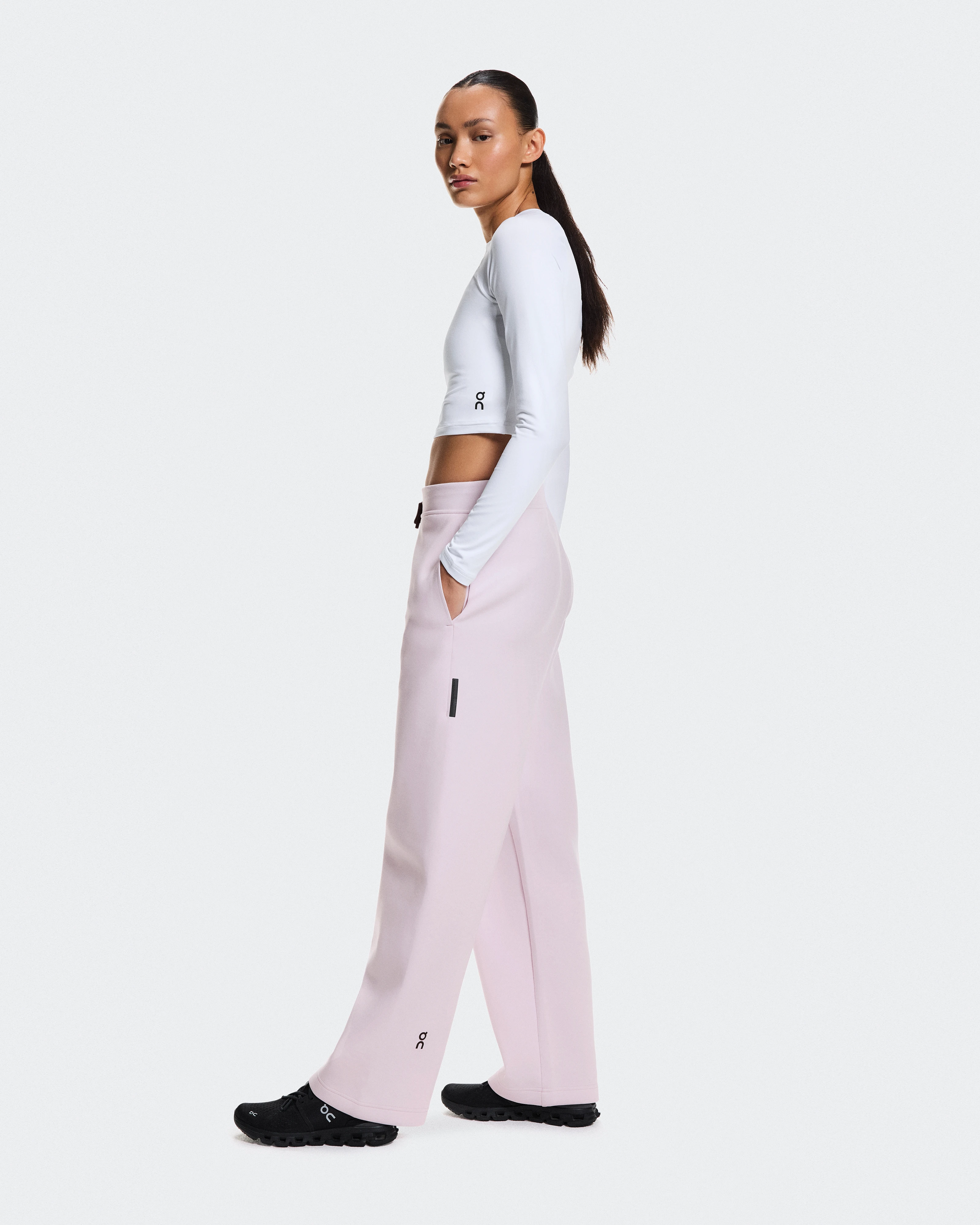 On Focus Tech Sweatpants Orchid Women Pants