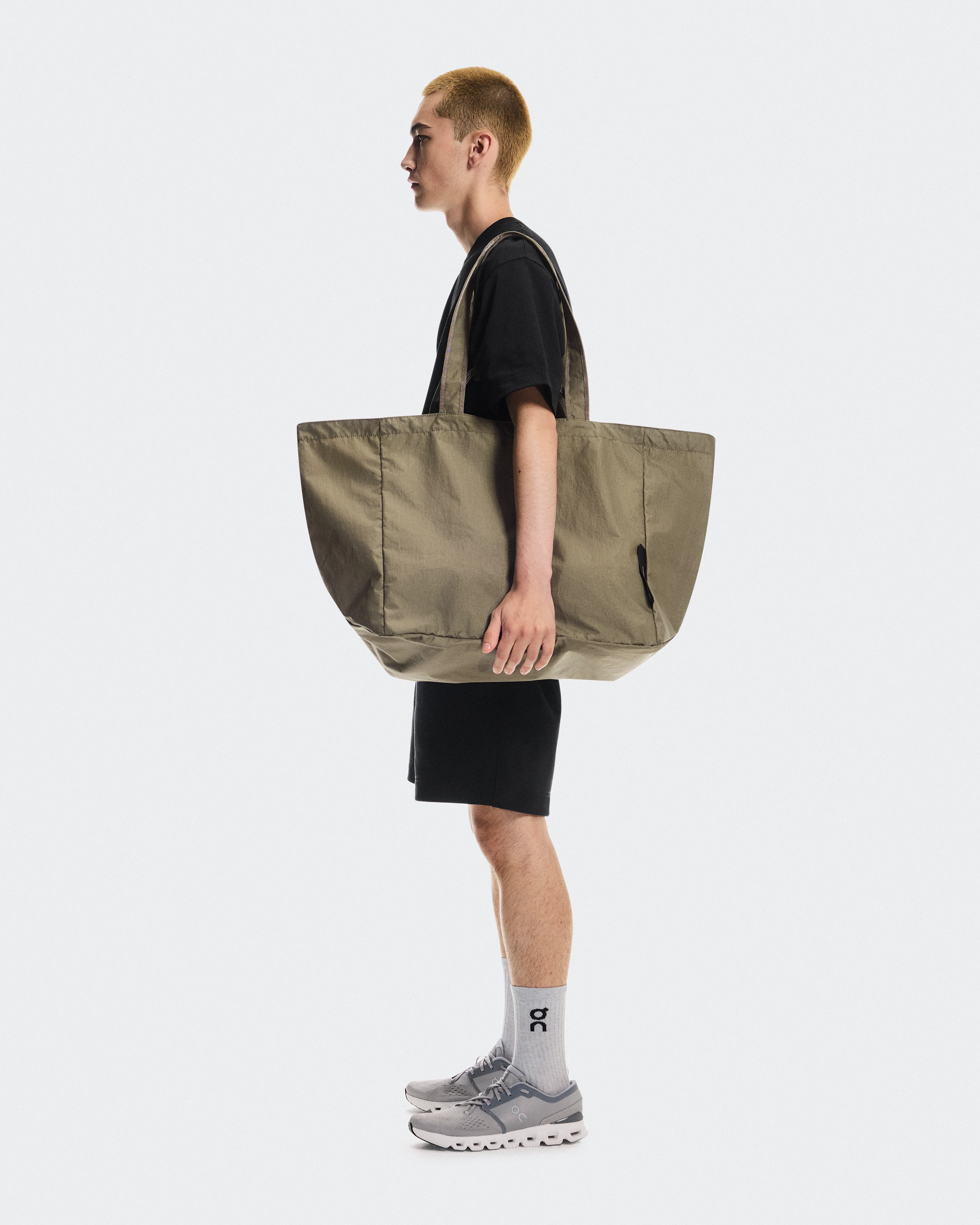 On Cargo Pack 60L Olive Unisex Bags