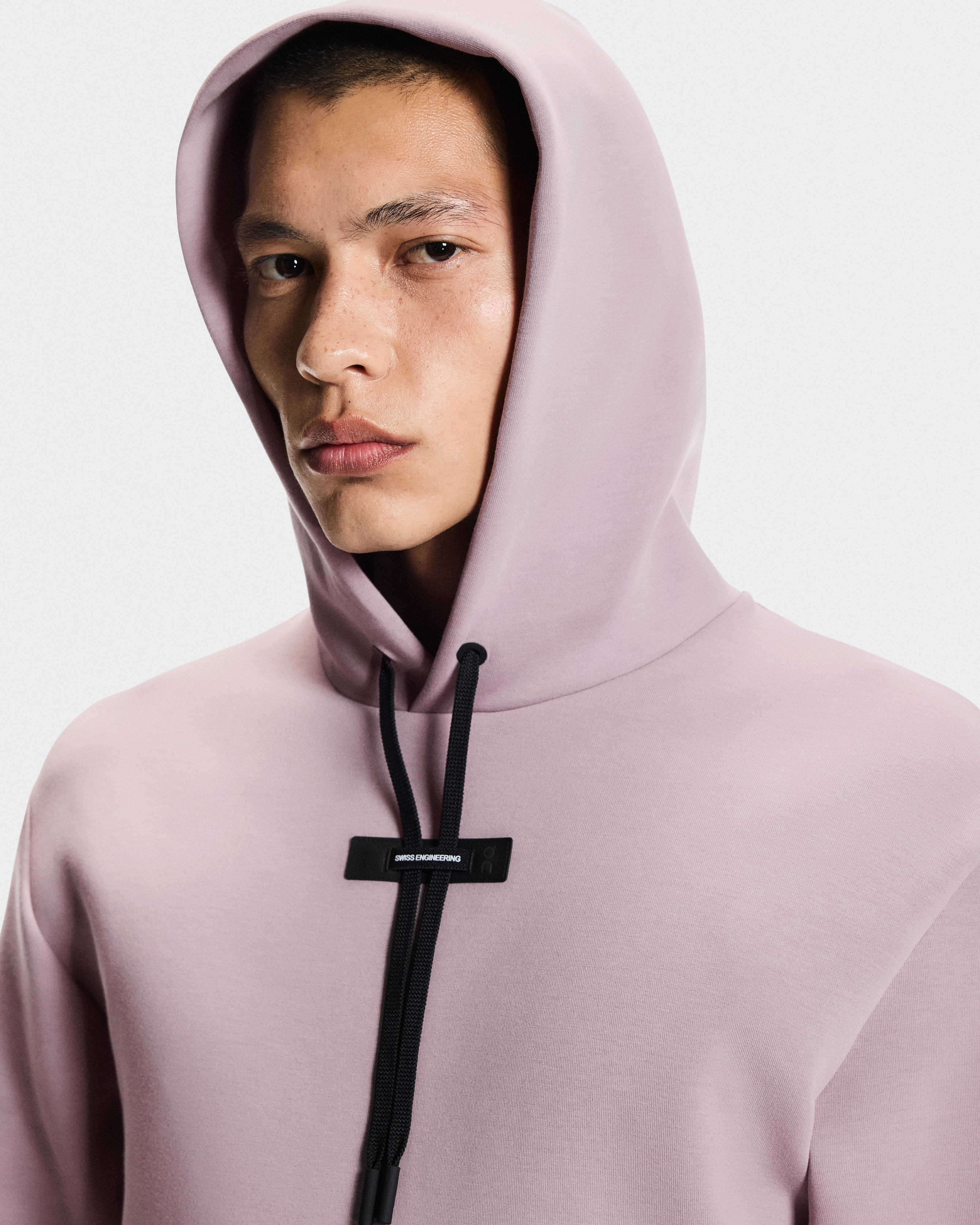 On Focus Tech Hoodie Heron Men Hoodies and sweatshirts