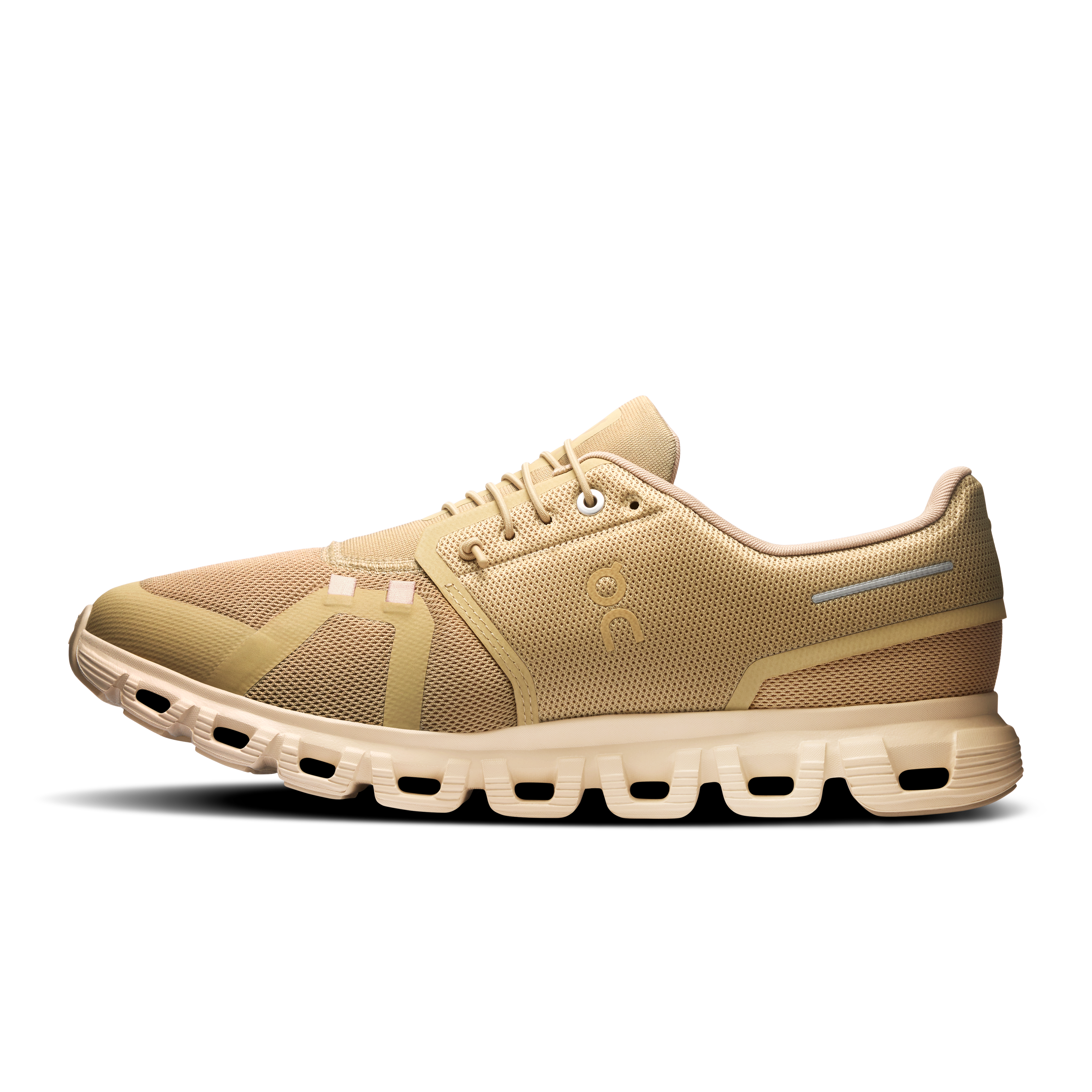 On Cloud 6 Chai & Sand Men Active life Shoes
