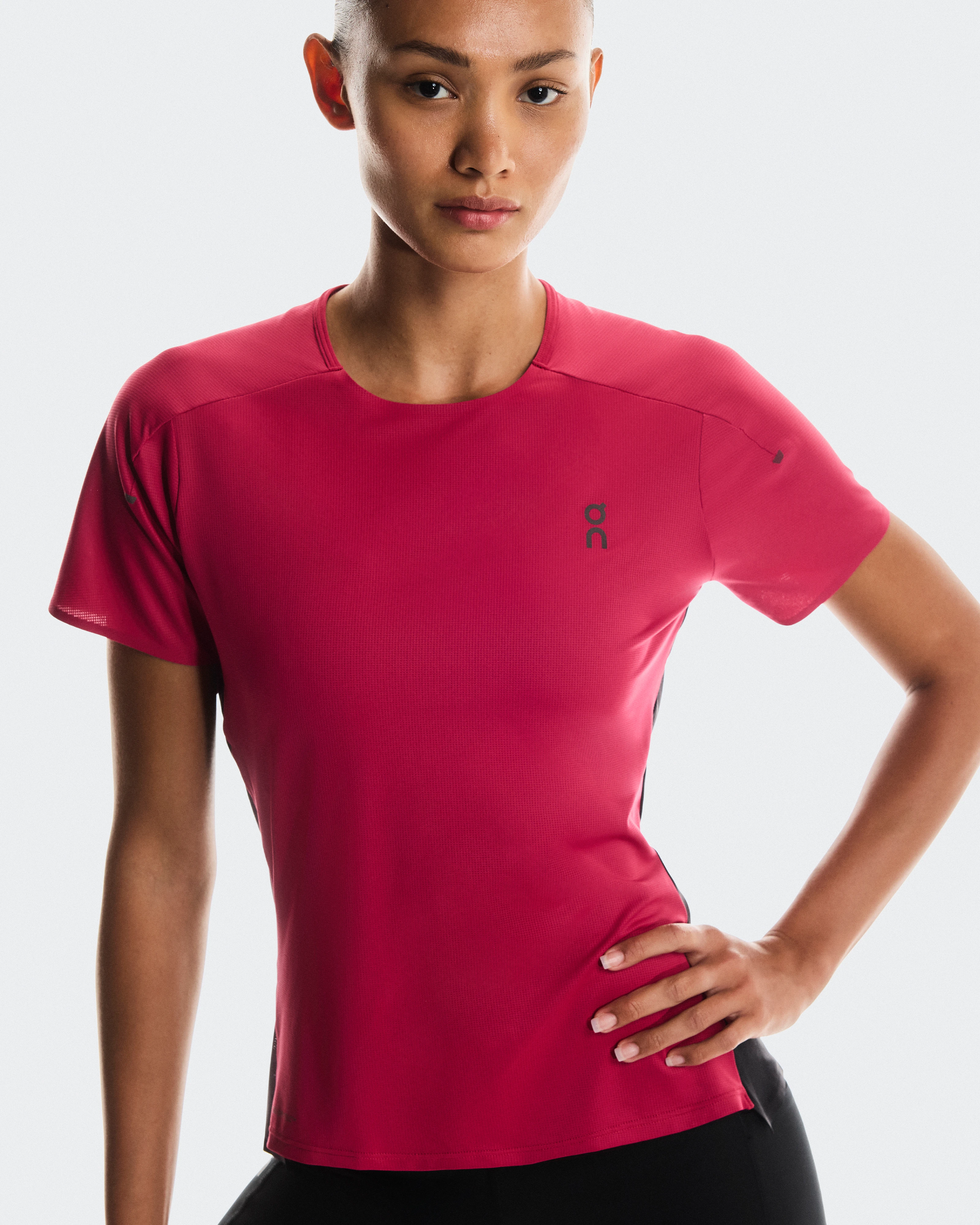 On Performance-T Grenadine & Black Women Tops and t-shirts