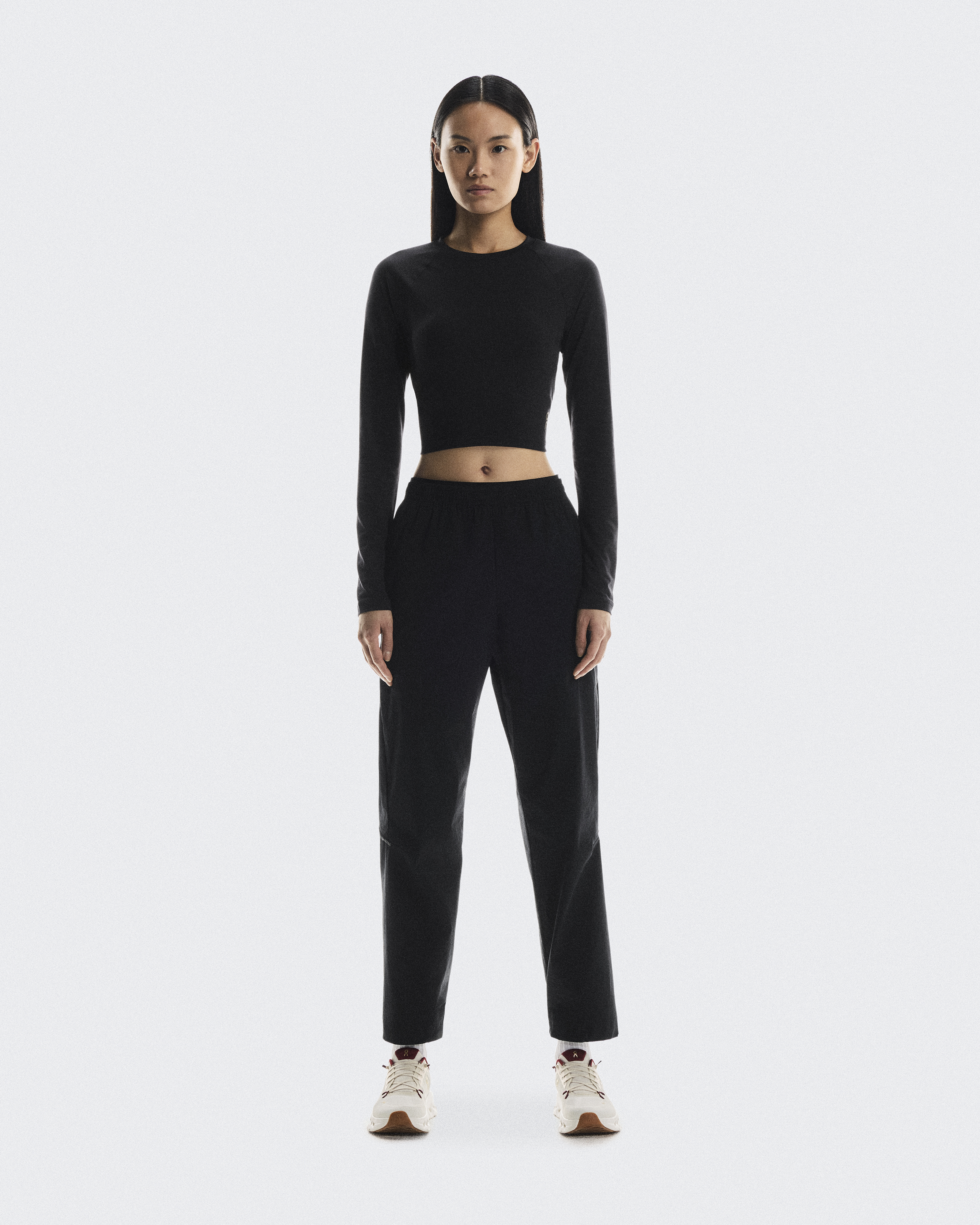 Studio Long-T Crop Long-Sleeve Shirt in Black