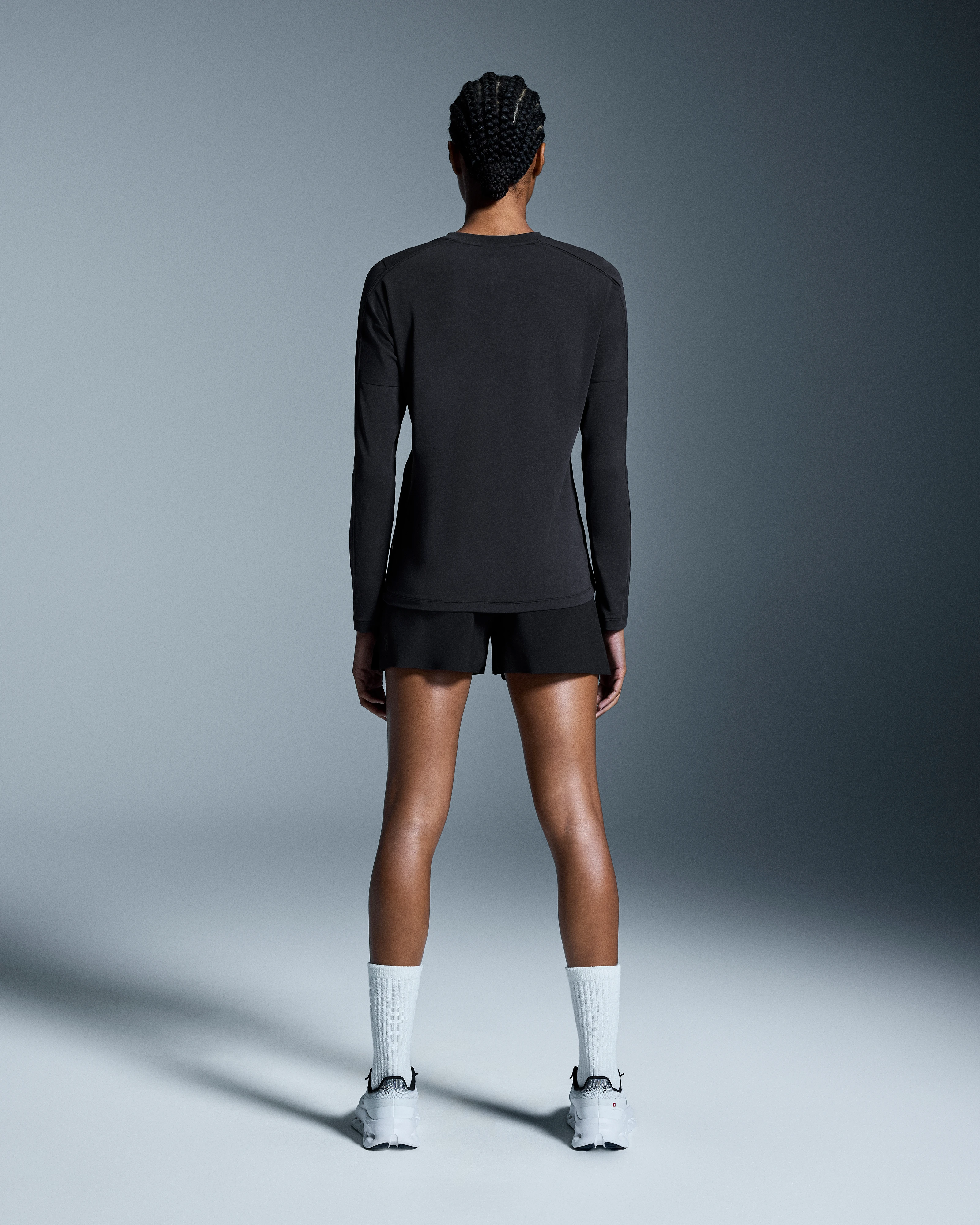 On Focus Long-T Black Women Tops and t-shirts
