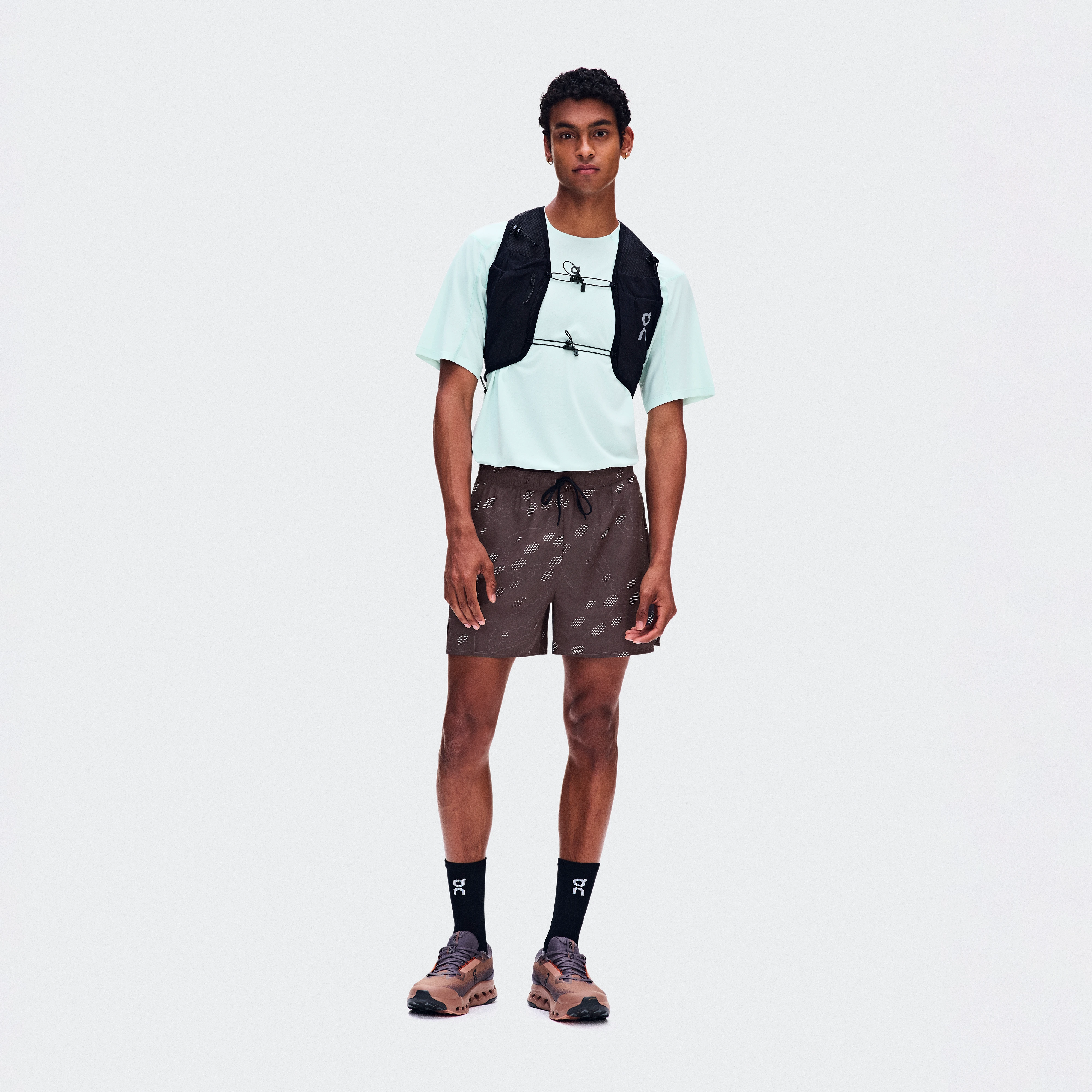 On Trail Shorts Mulberry Men – Trail running, lightweight, easy storage Shorts