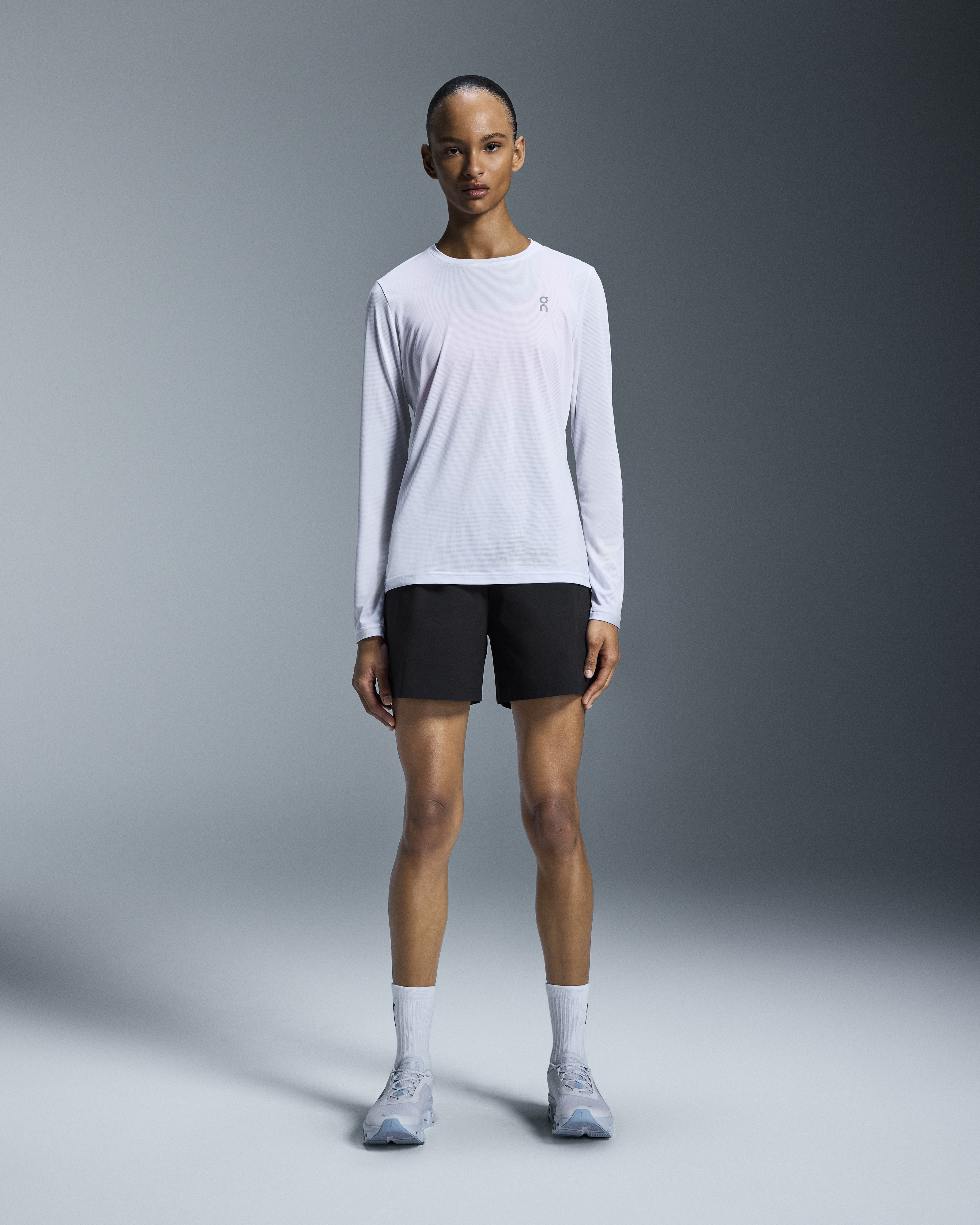 Core Long-T Long-Sleeve Shirt in White