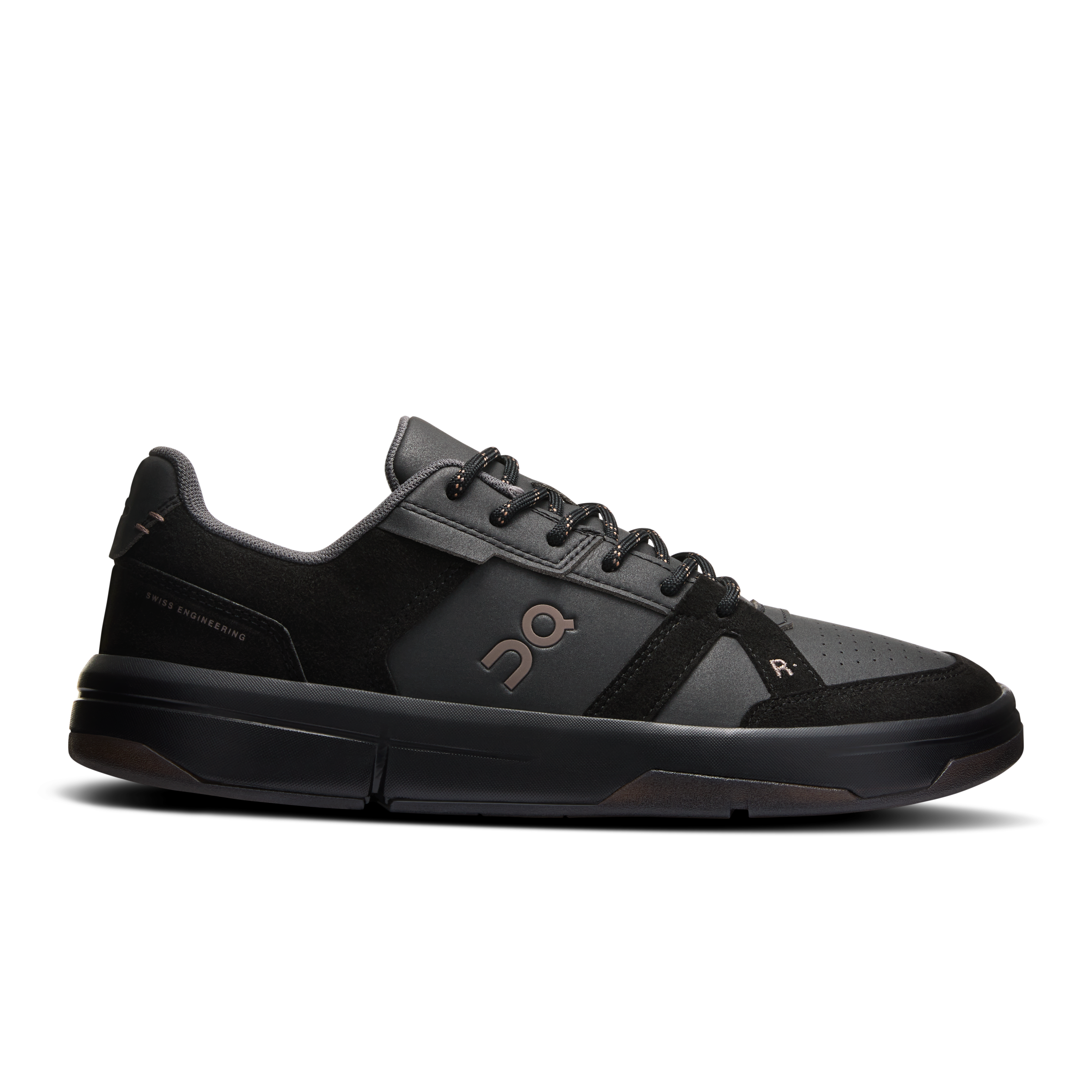 On THE ROGER Clubhouse Black & Ash Women – Tennis-inspired, all-day Shoes