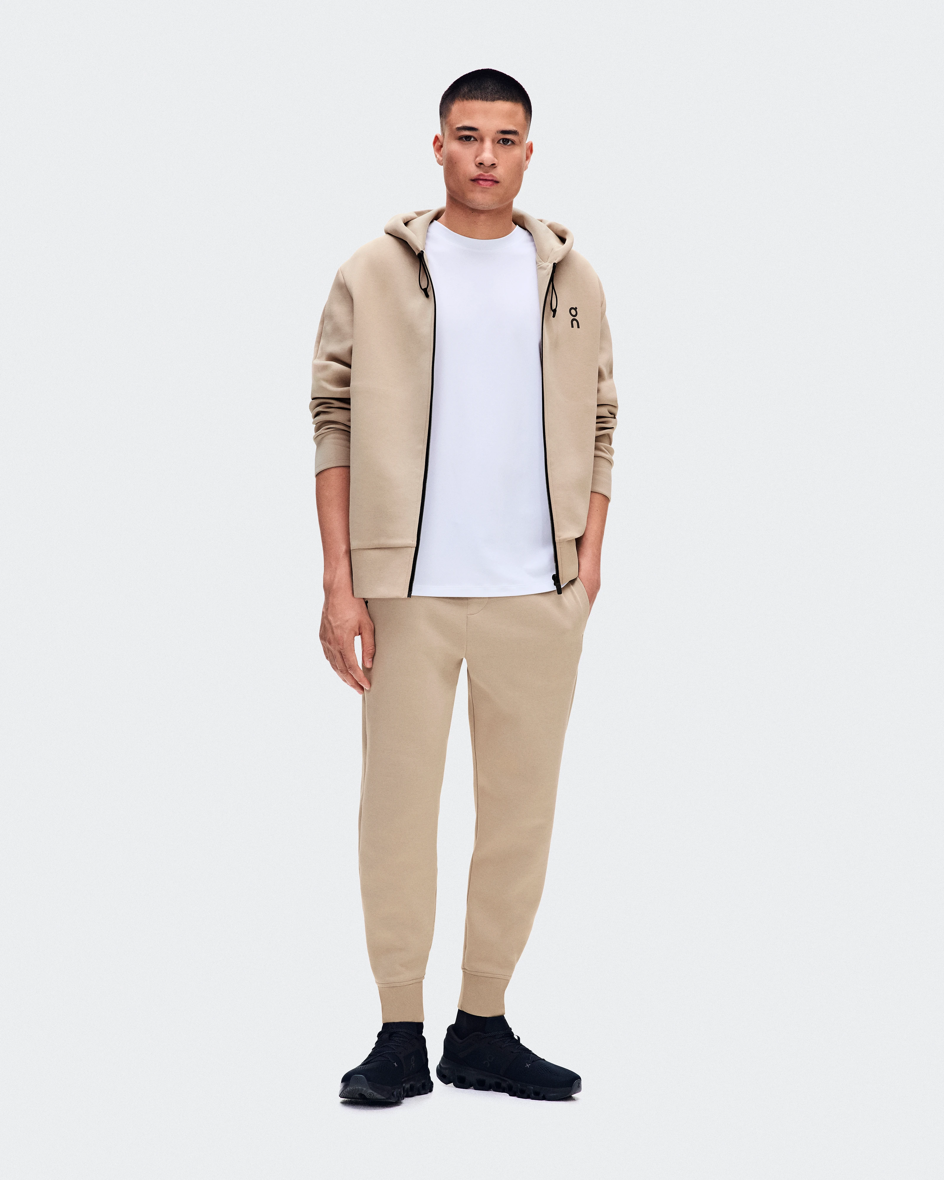 On Focus Tech Zip Hoodie Desert Men Hoodies and sweatshirts