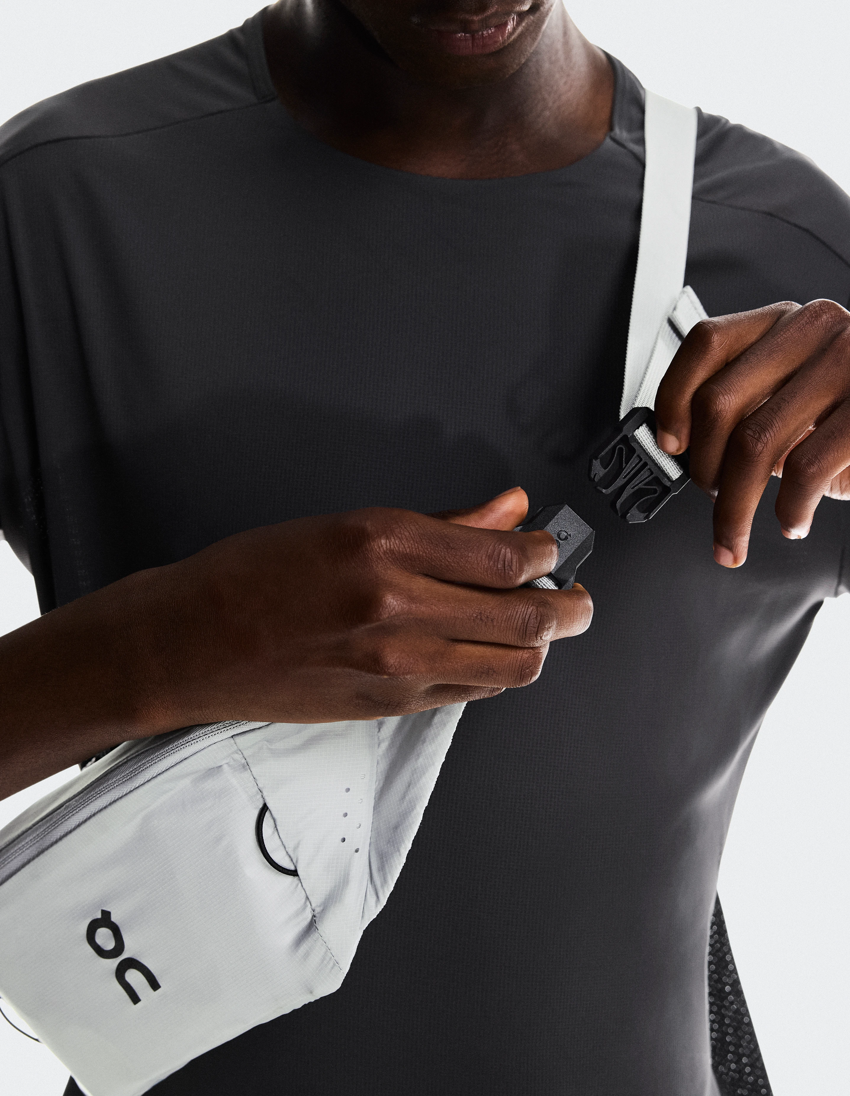 On Waist Pack 2L Lite Glacier Unisex Bags