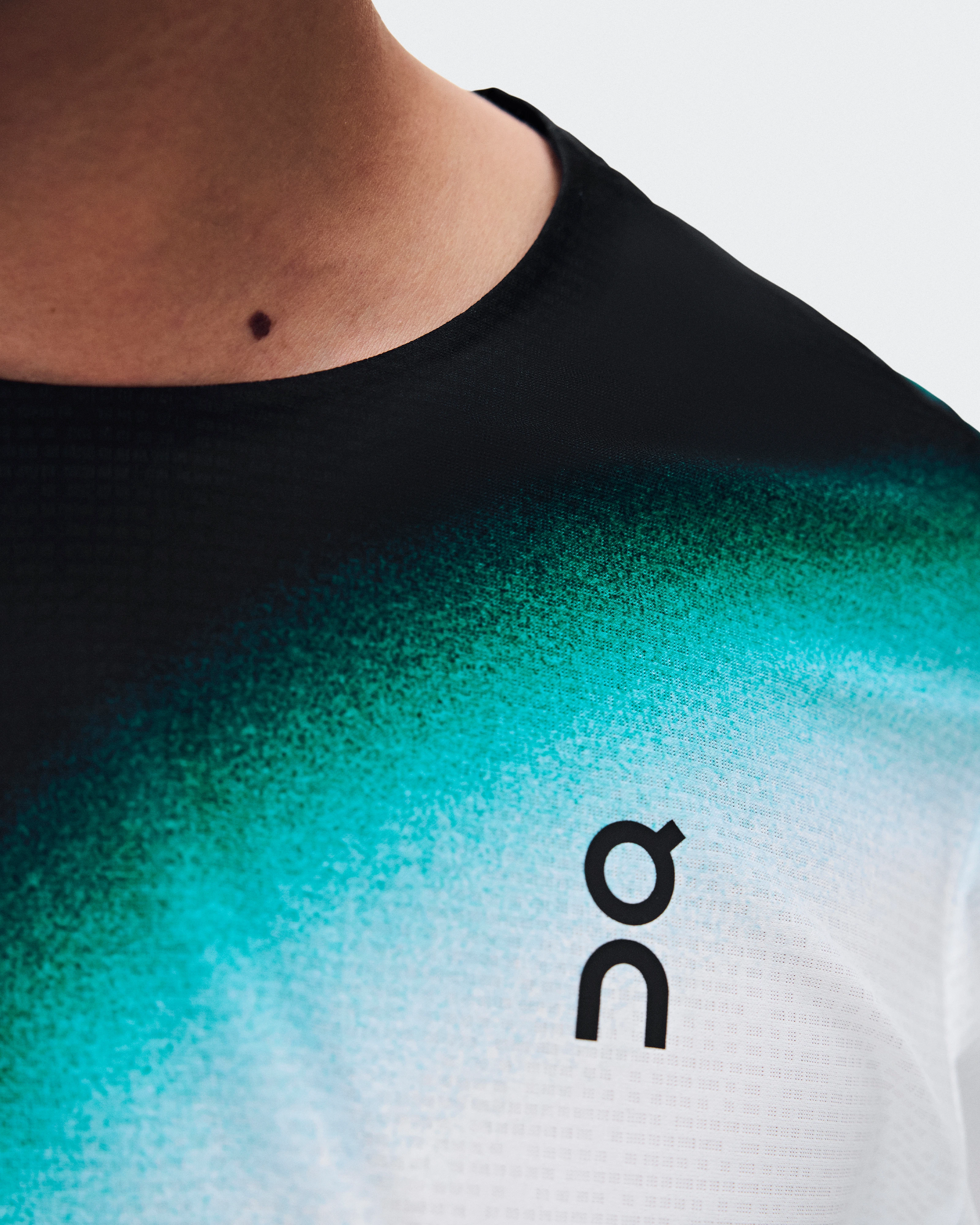 On Court-T Swing Black & Neem Men Tops and t-shirts