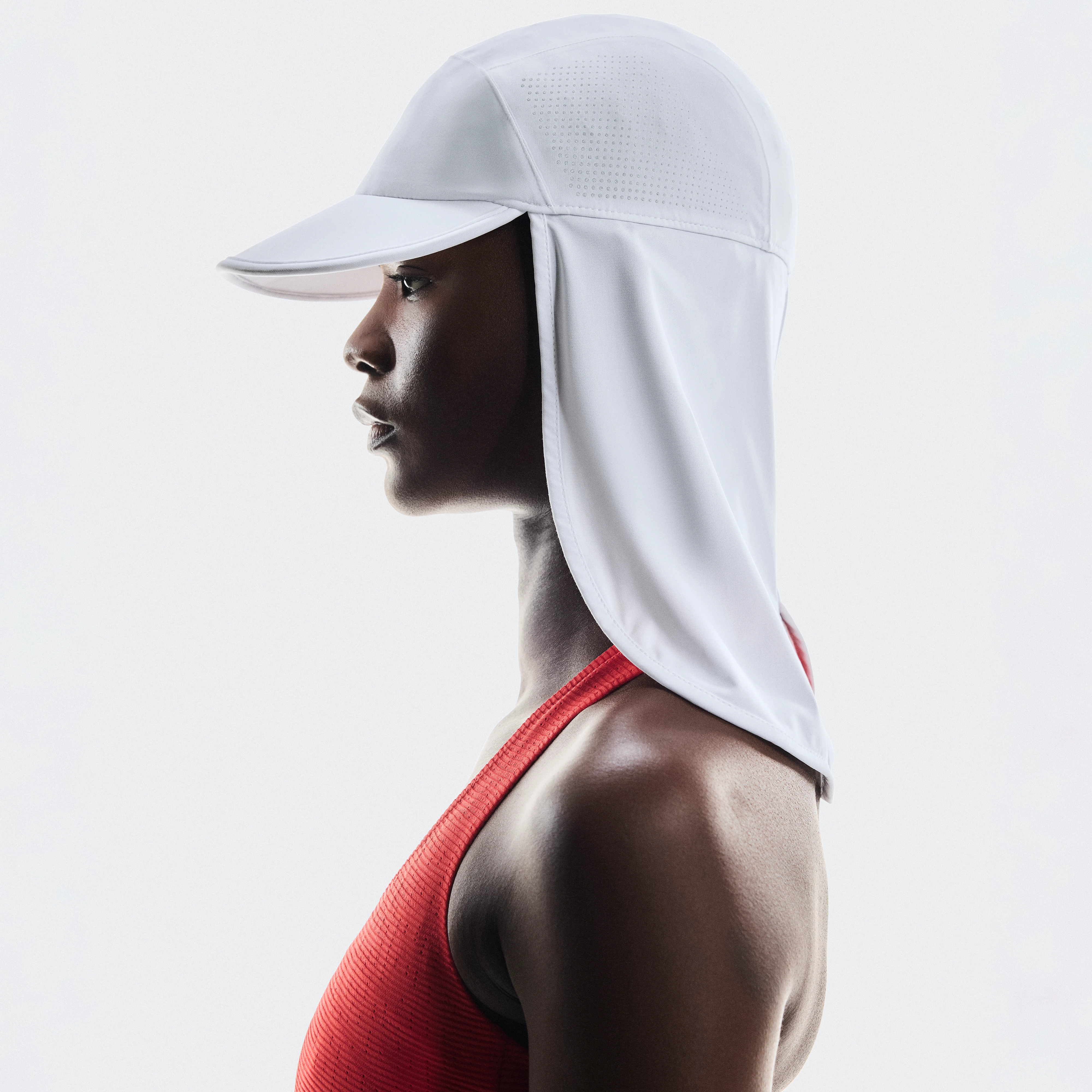 On Solar Cap White Unisex – Performance running, UPF40+, lightweight Headwear
