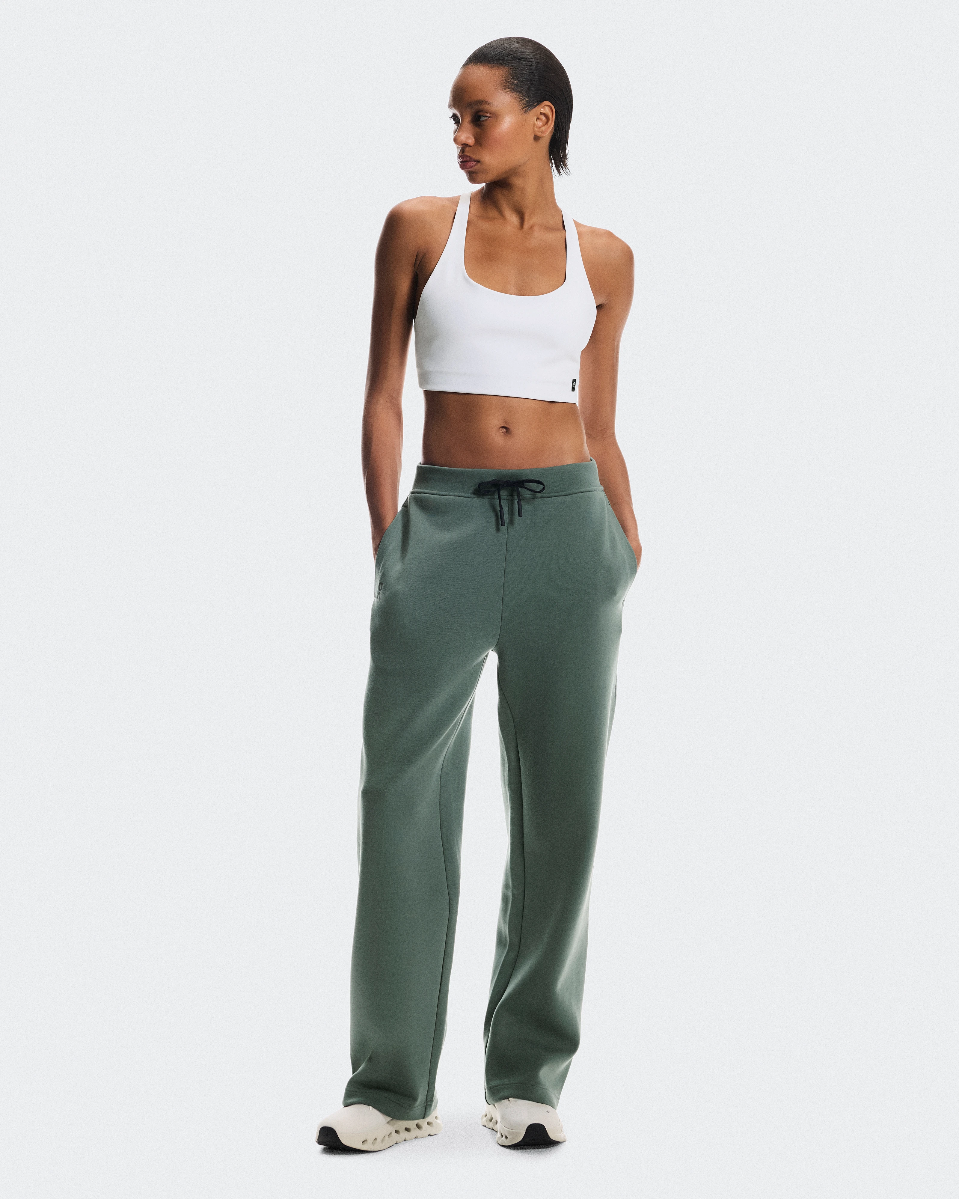 On Focus Tech Sweatpants Olive Women Pants