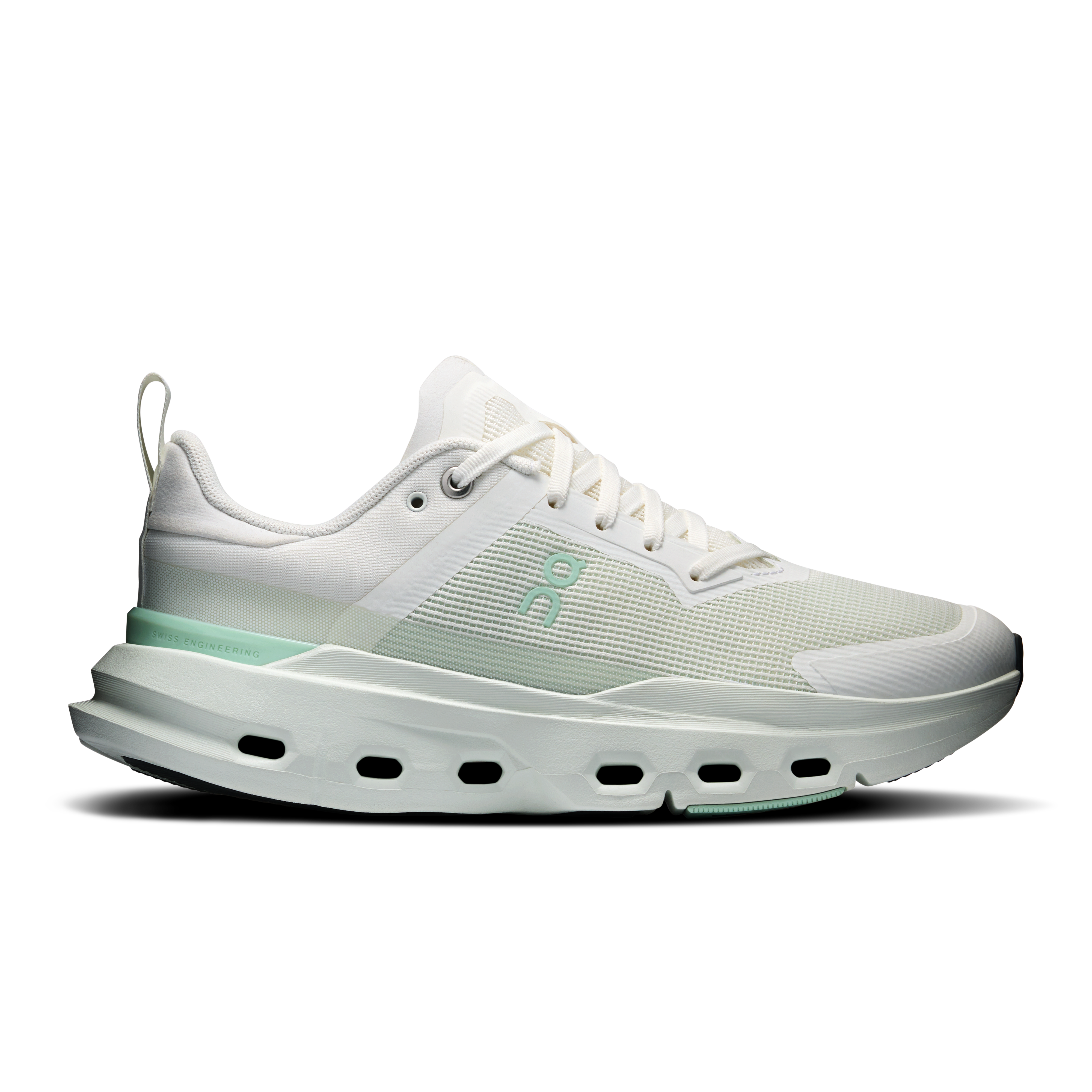 Cloudpulse Next Shoe in Ivory/Iceberg