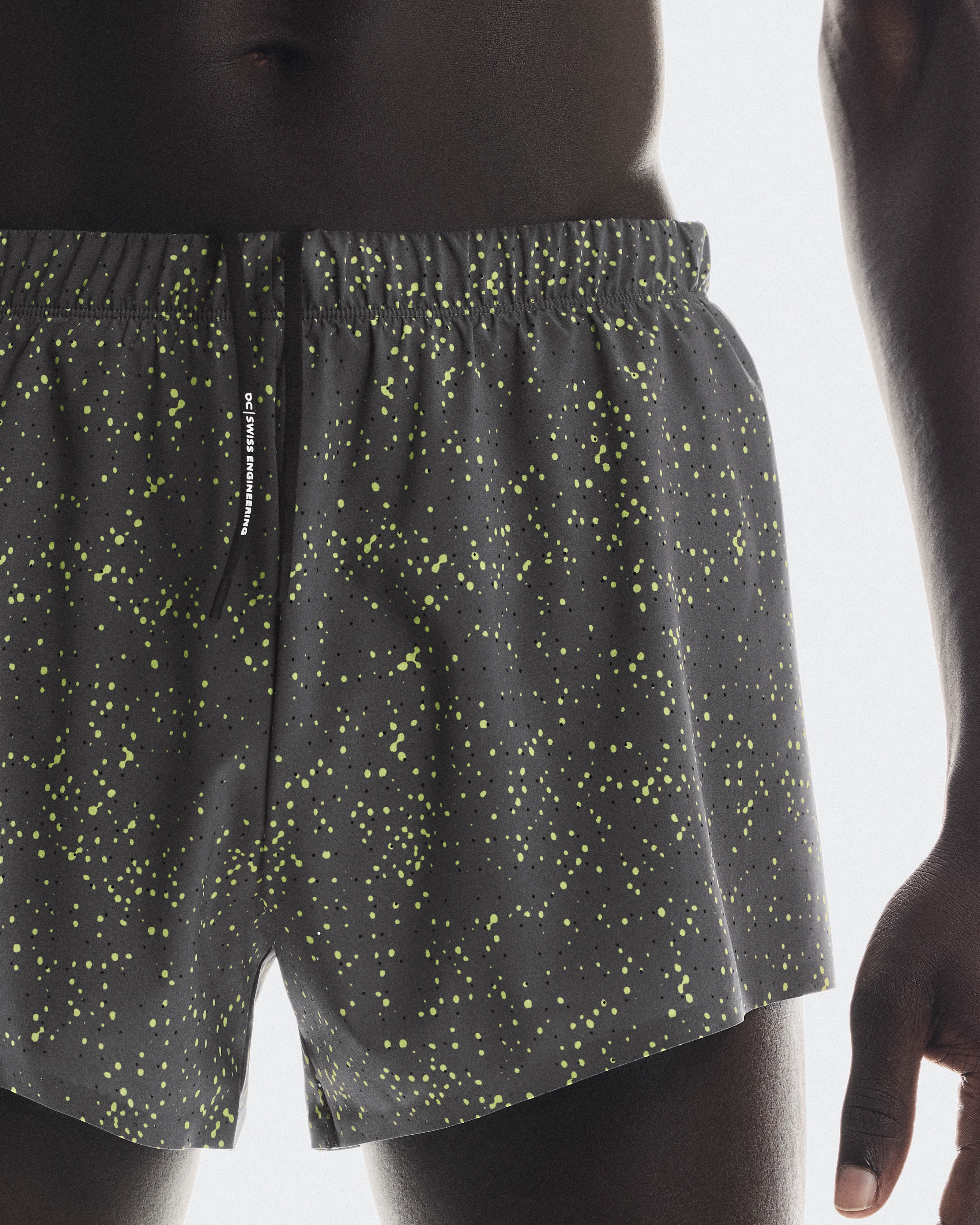 On Race Shorts Iron Men Shorts