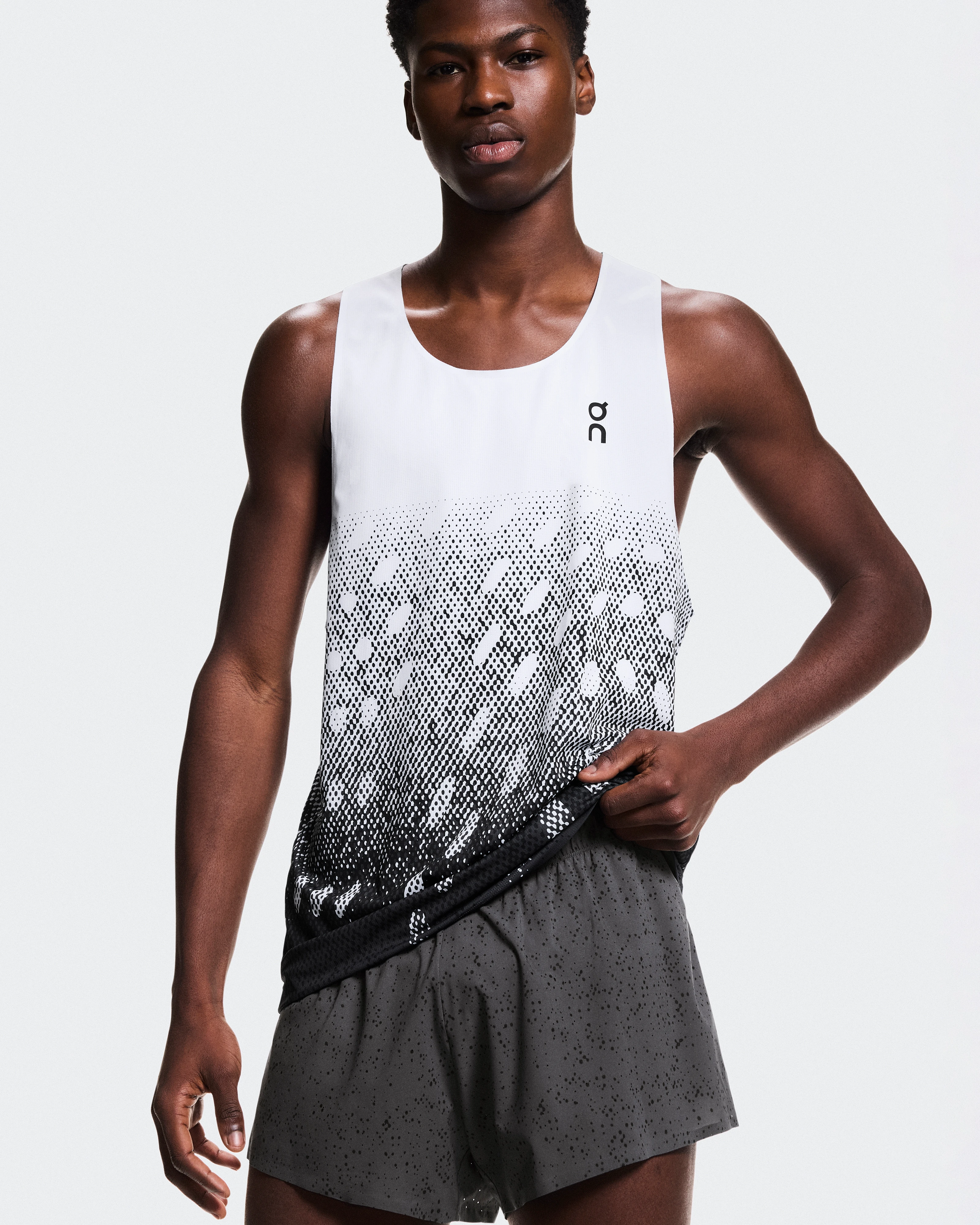 On Zero Shorts Iron & Black Men Shorts
