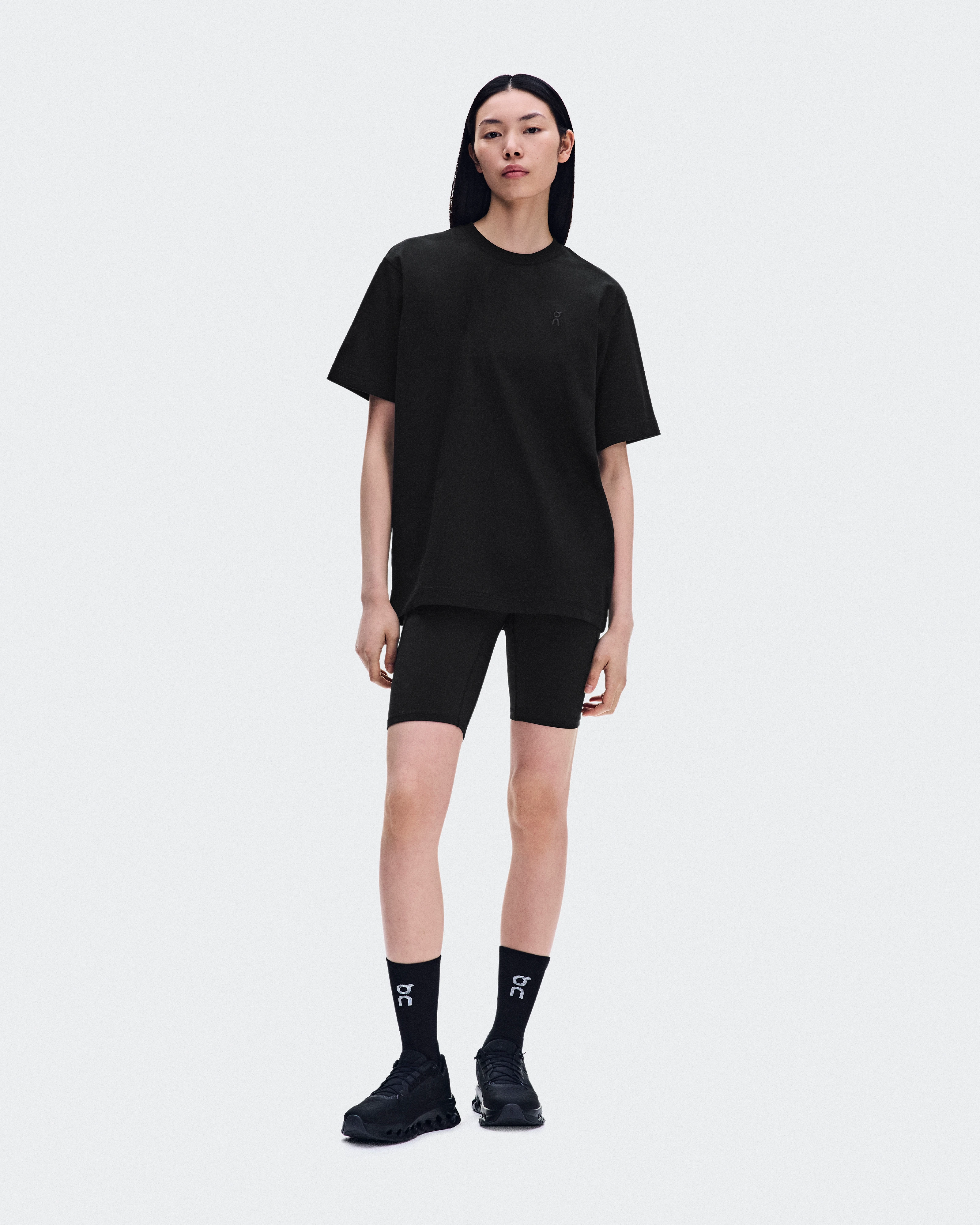 On Club Collective-T Runner Black Women Tops and t-shirts