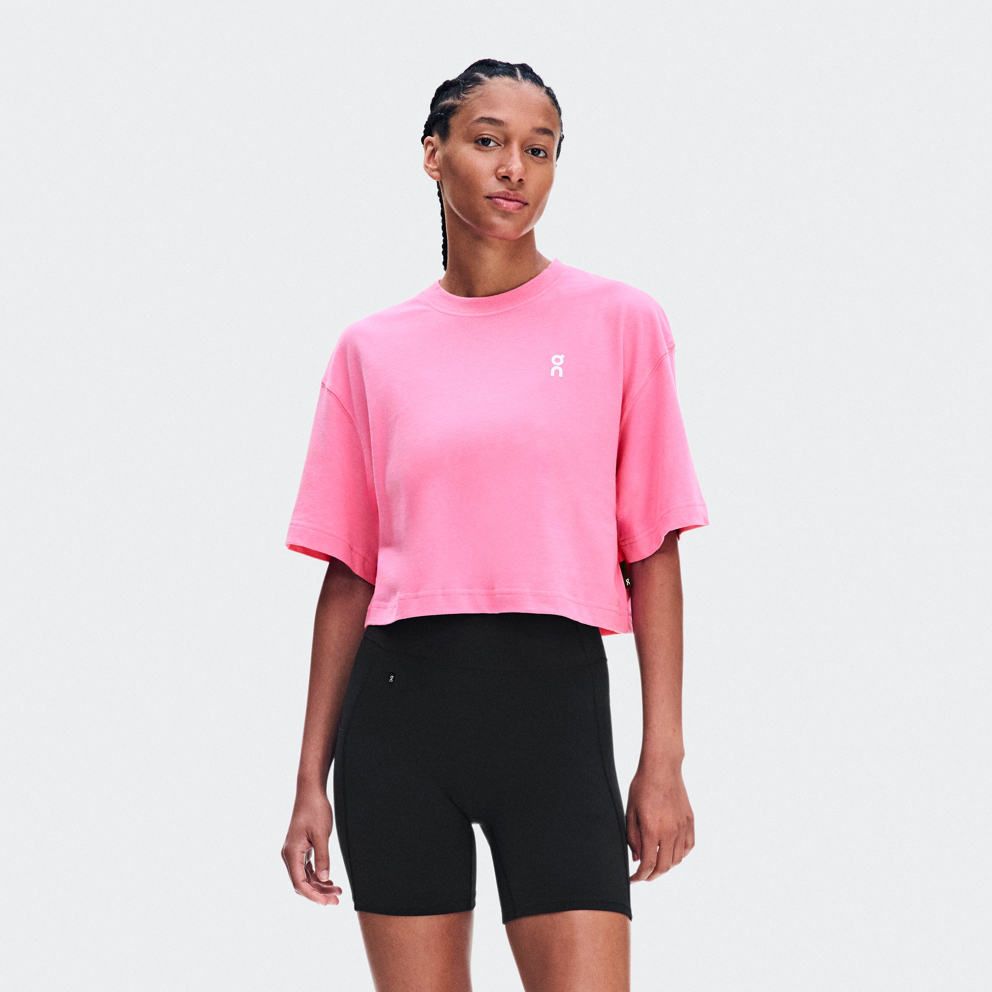 On Club Boxy-T Bubblegum Women – All-day wear, recovery, travel Tops and t-shirts
