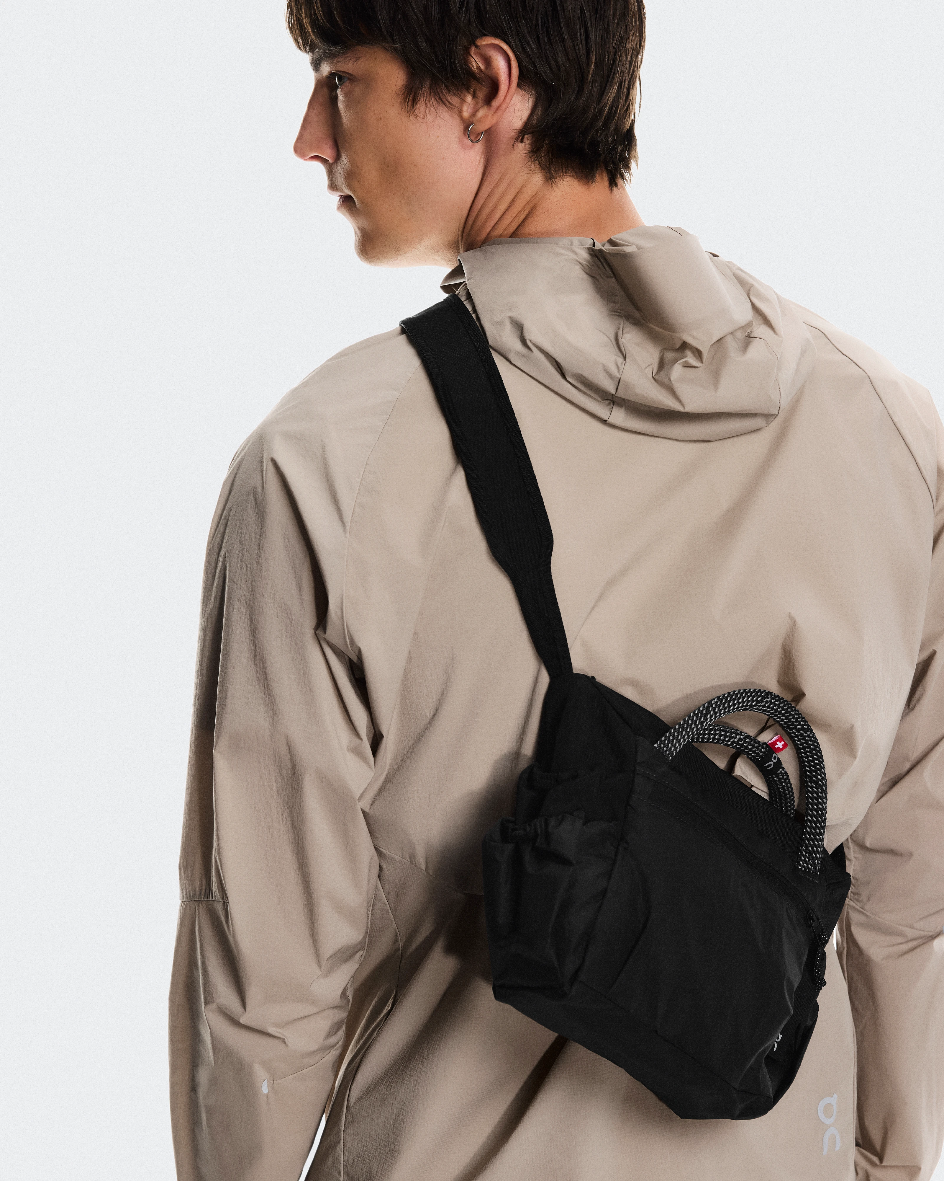 On Track Pack Mini Elite Black & Magnet Unisex Bags