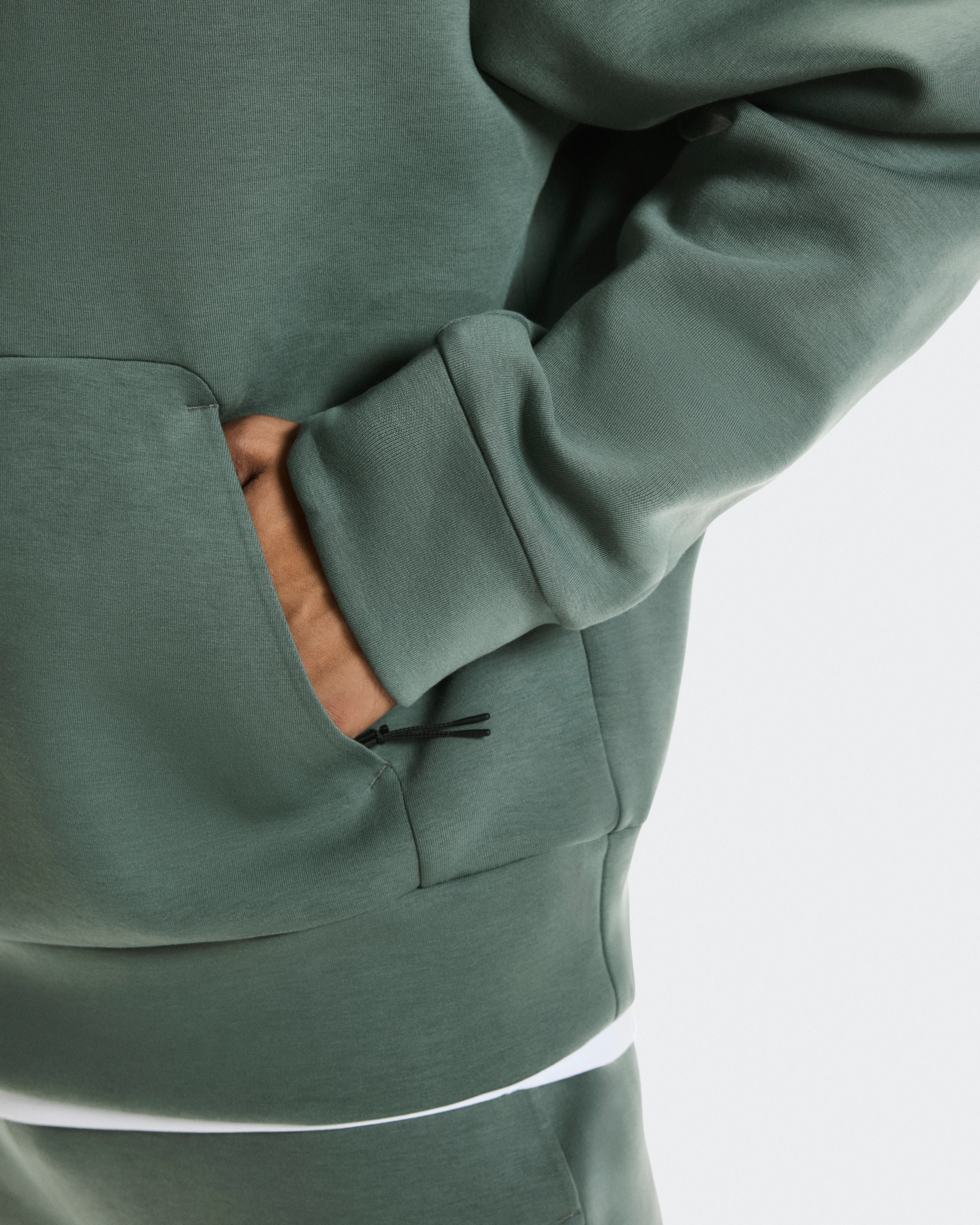 On Focus Tech Hoodie Olive Men Hoodies and sweatshirts